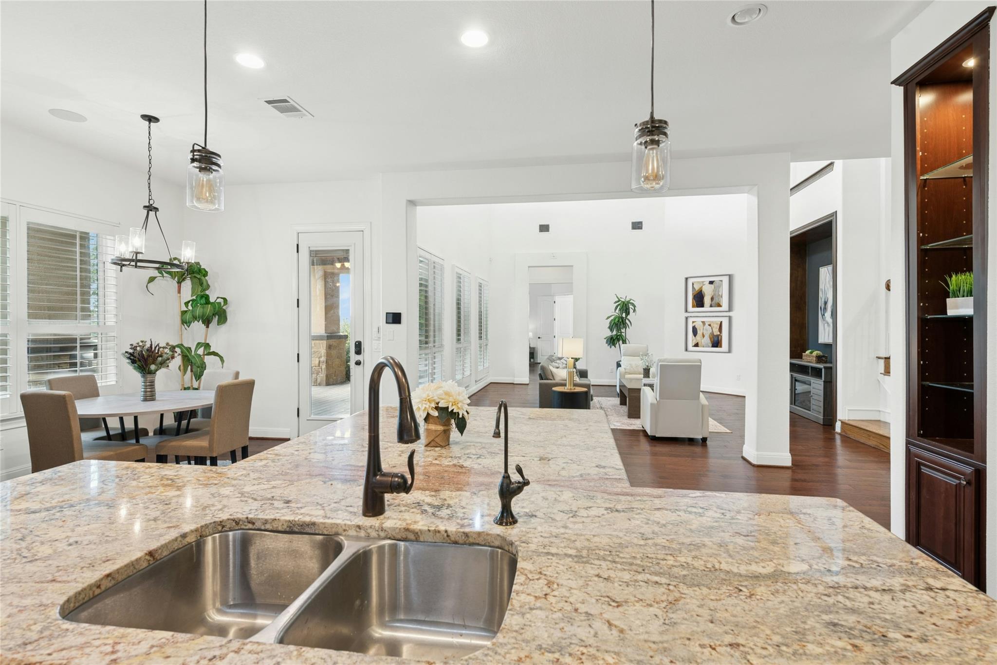 15729 De Fortuna Dr, Bee Cave, TX 78738