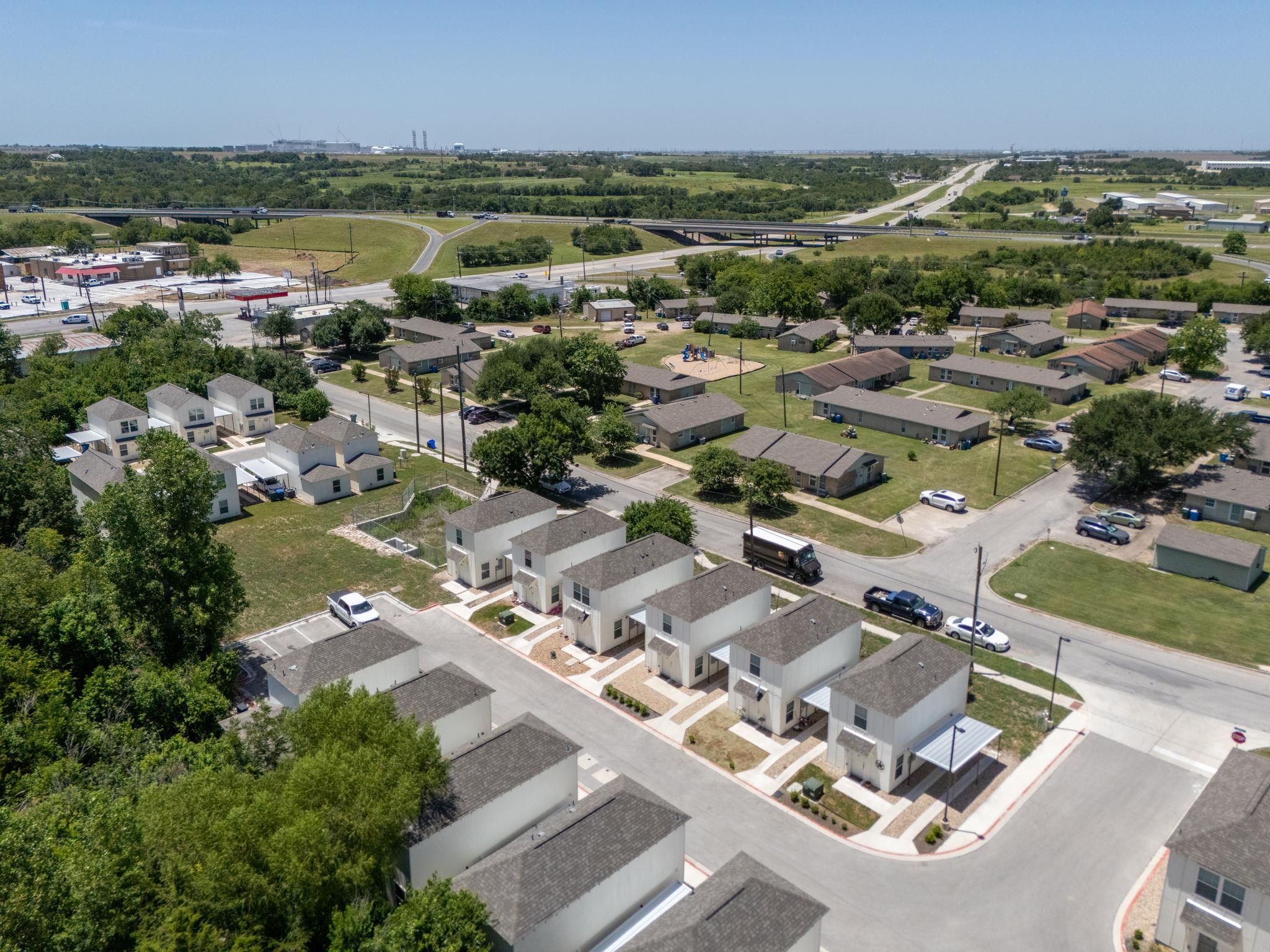 350 Debus Dr # 205 A, Taylor, TX 76574