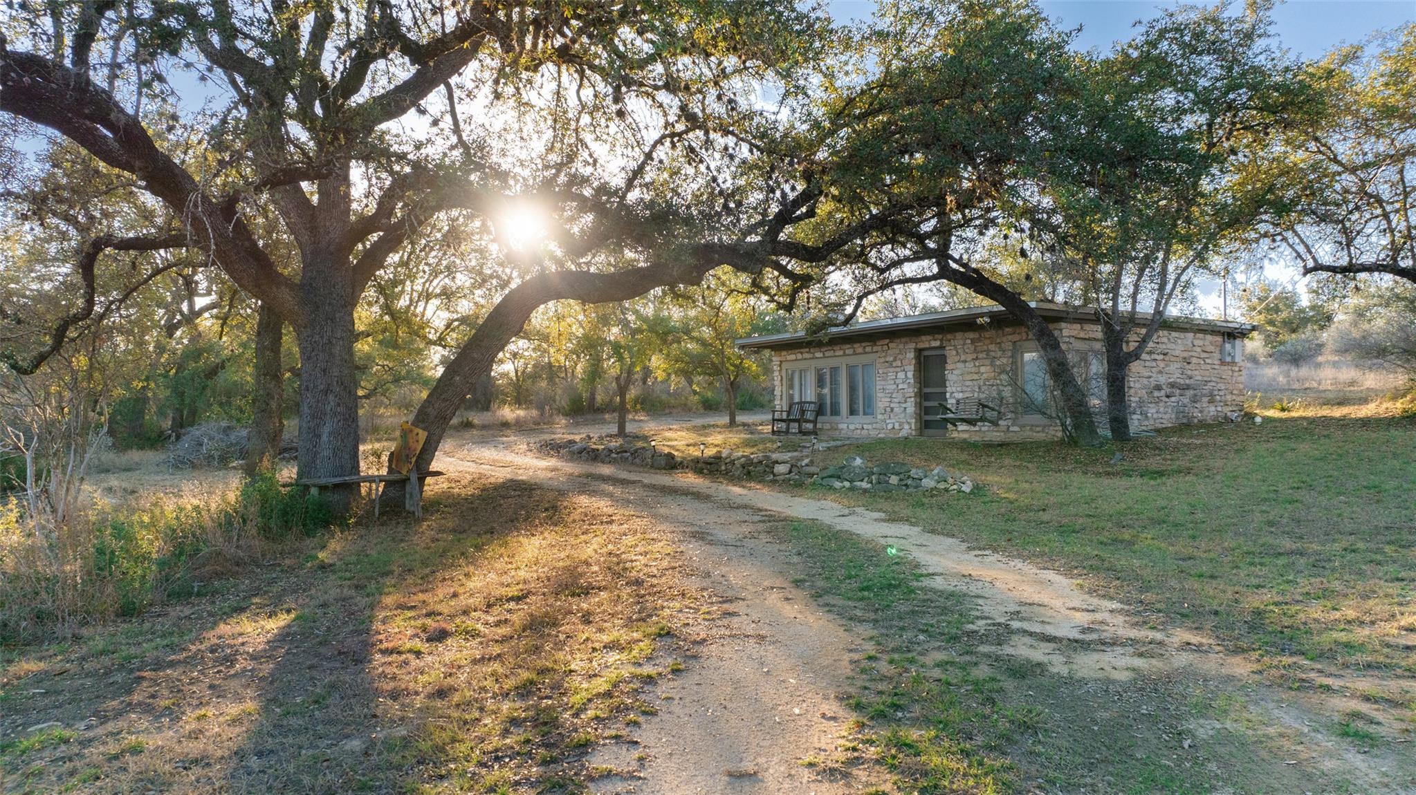 00 Angel Light Dr Dr, Spicewood, TX 78669