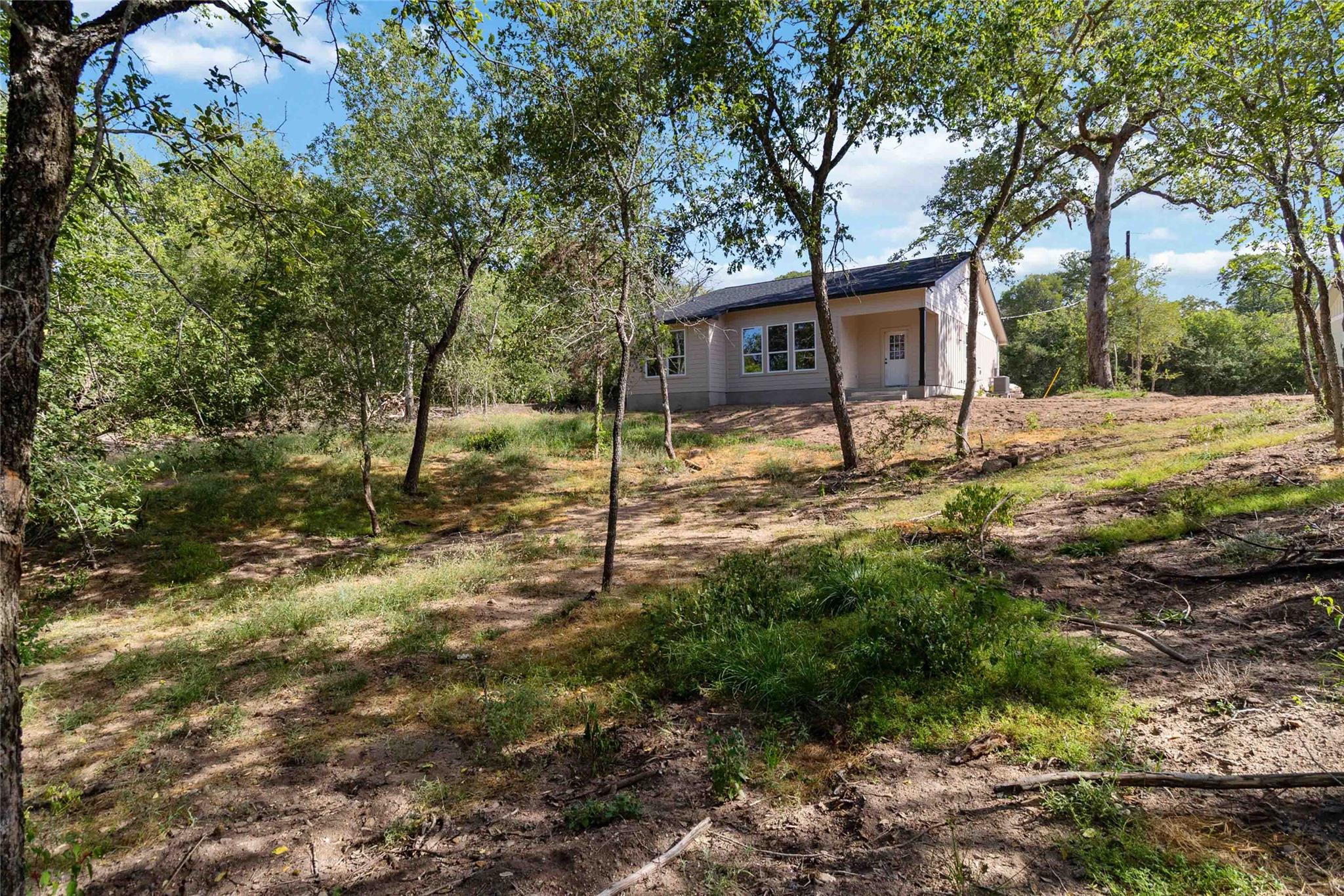 150 Palikea Ct, Bastrop, TX 78602