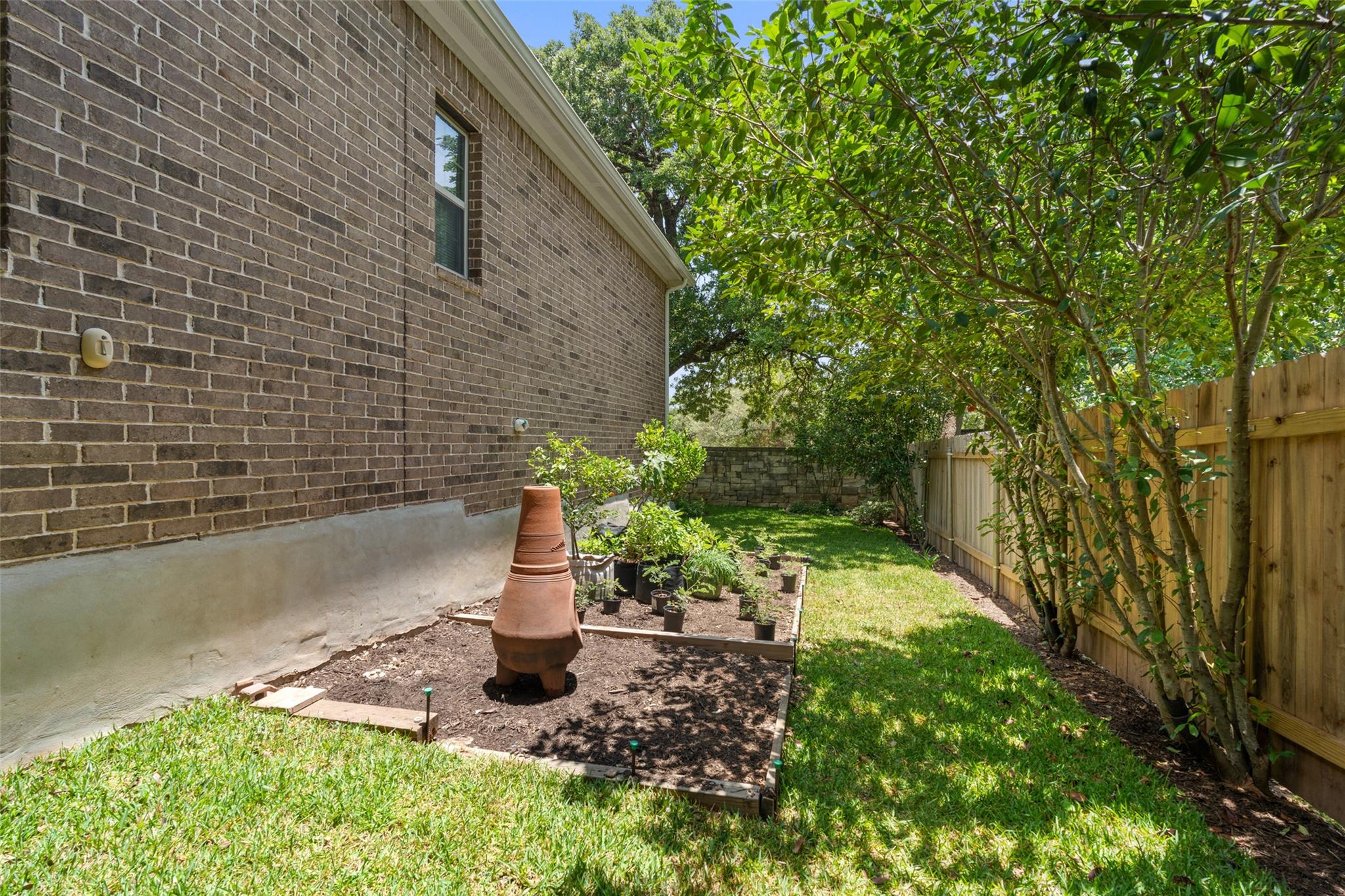 7613 Brecourt Manor Way, Austin, TX 78739