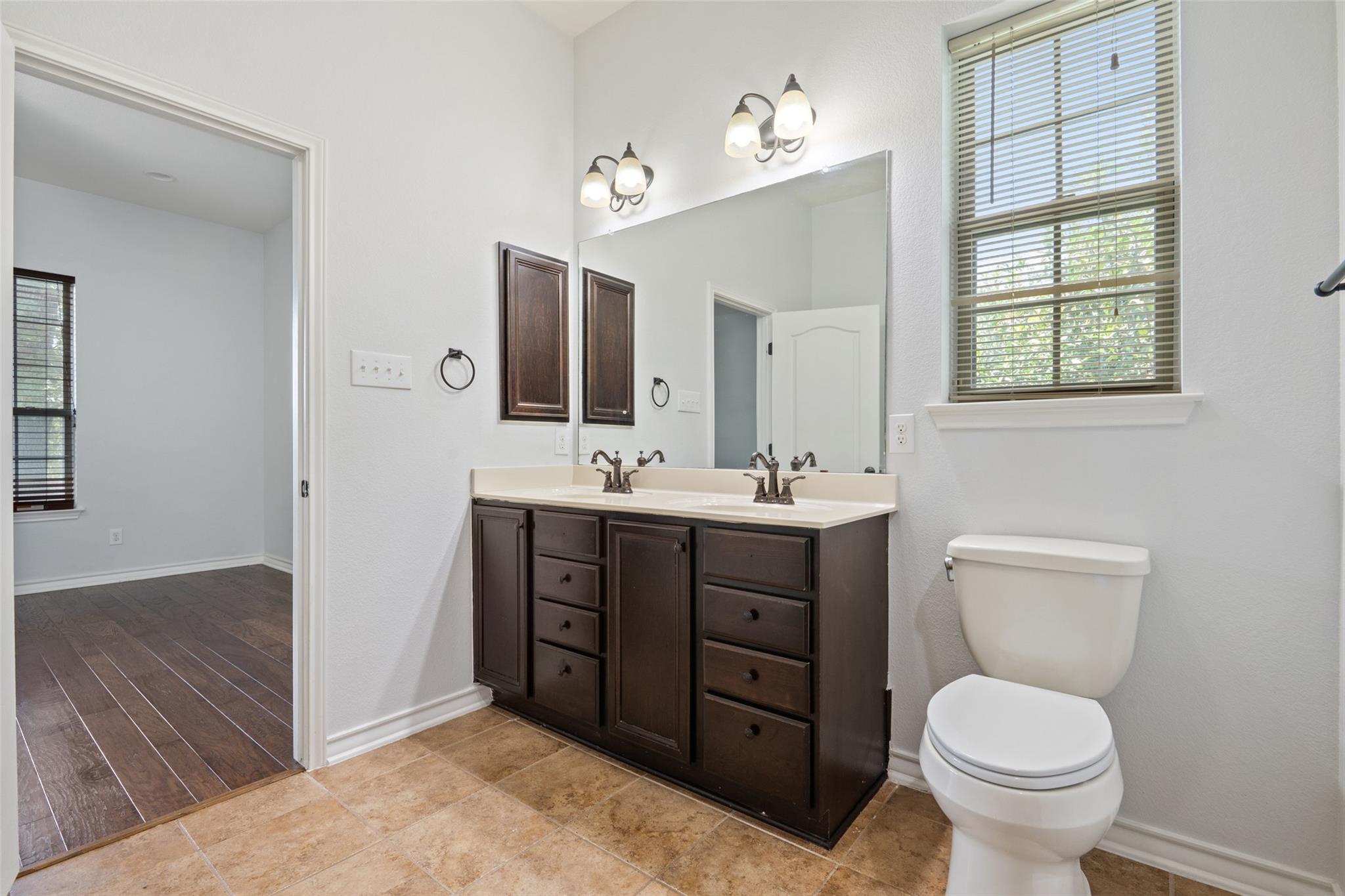 7613 Brecourt Manor Way, Austin, TX 78739