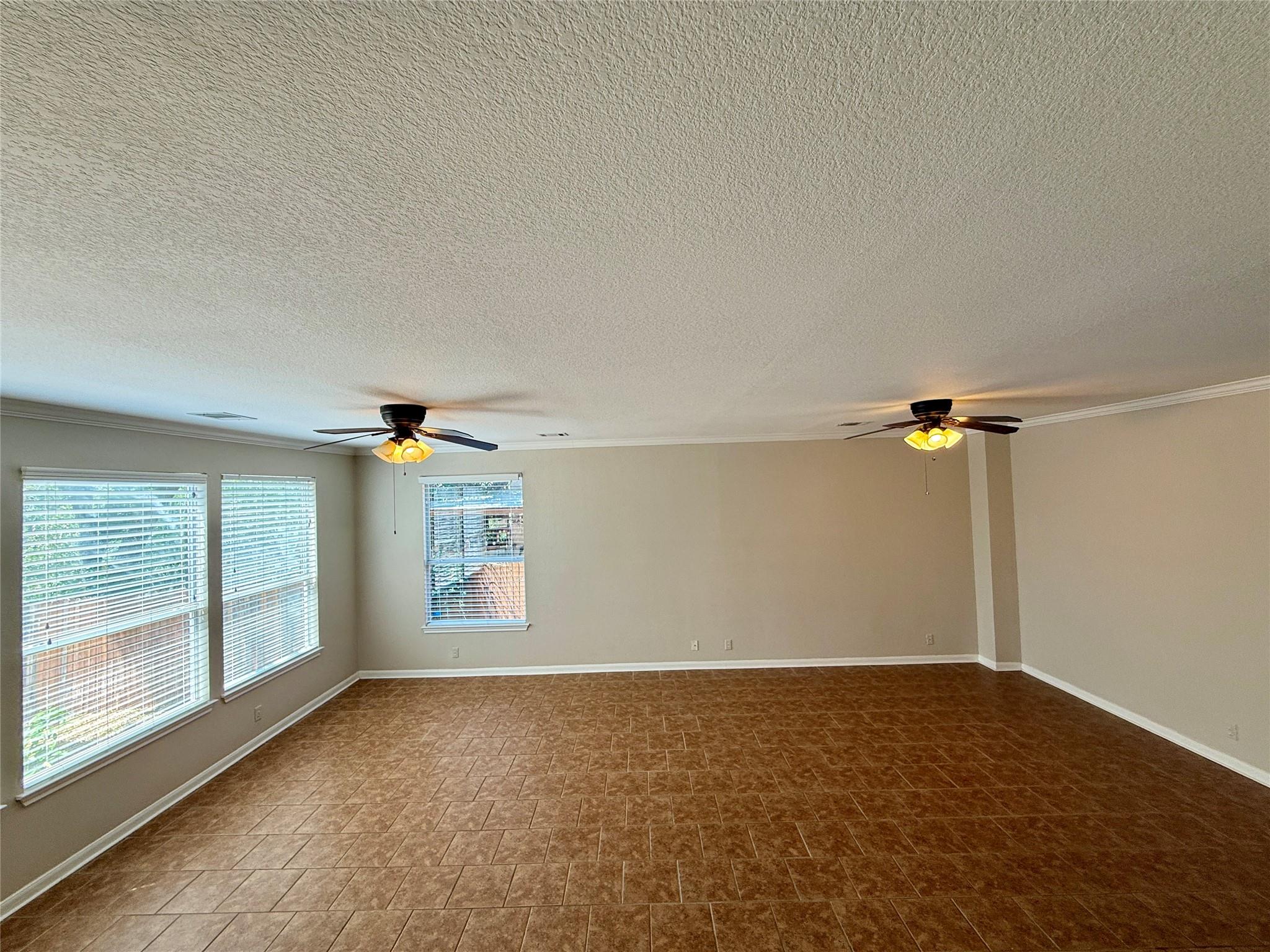 3953 Canyon Glen Cir, Austin, TX 78732