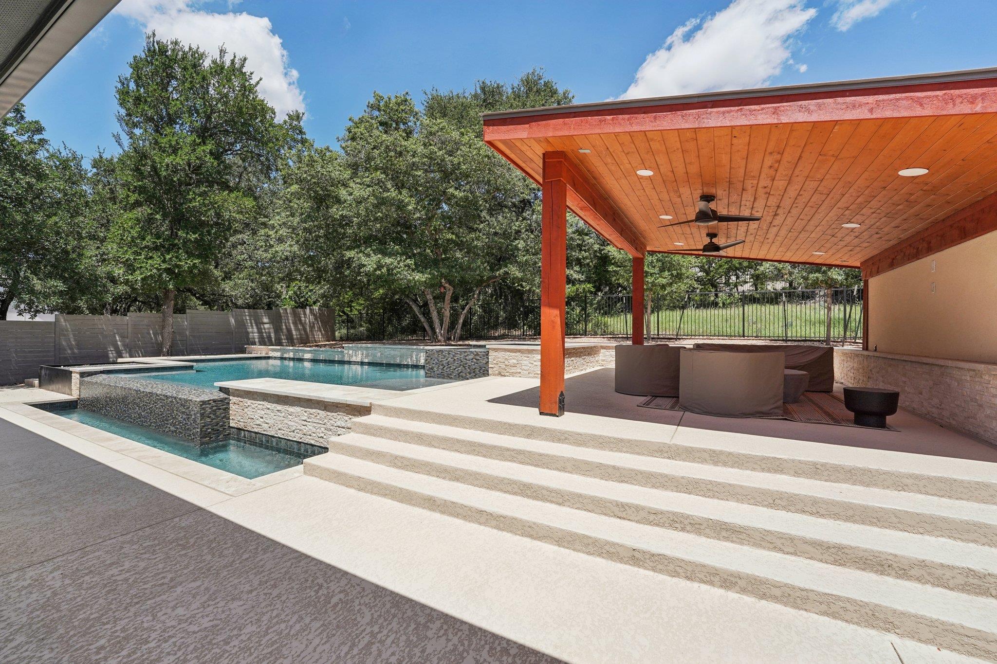 120 Hollytree Ct, Georgetown, TX 78628