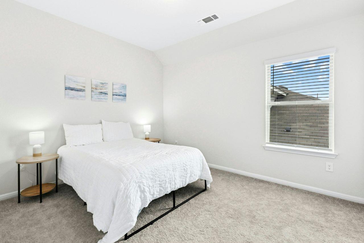 242 Backstays Loop, Kyle, TX 78640