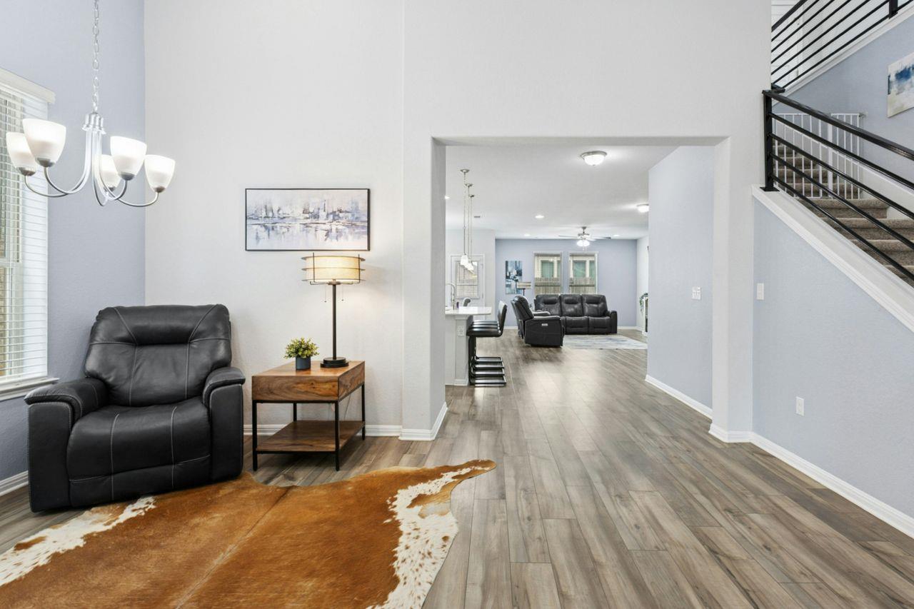 242 Backstays Loop, Kyle, TX 78640