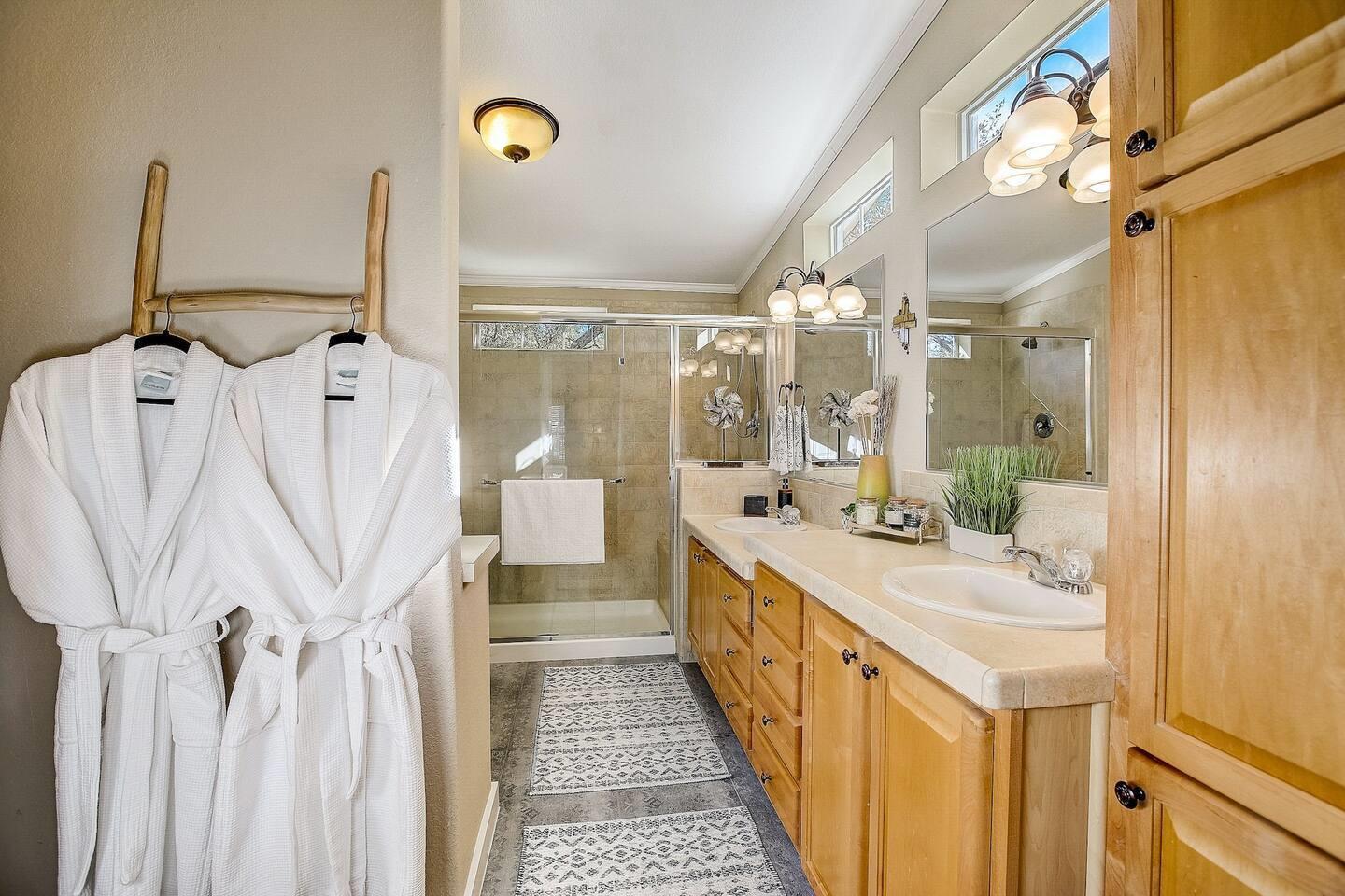 3001 Cox Rd, Blanco, TX 78606