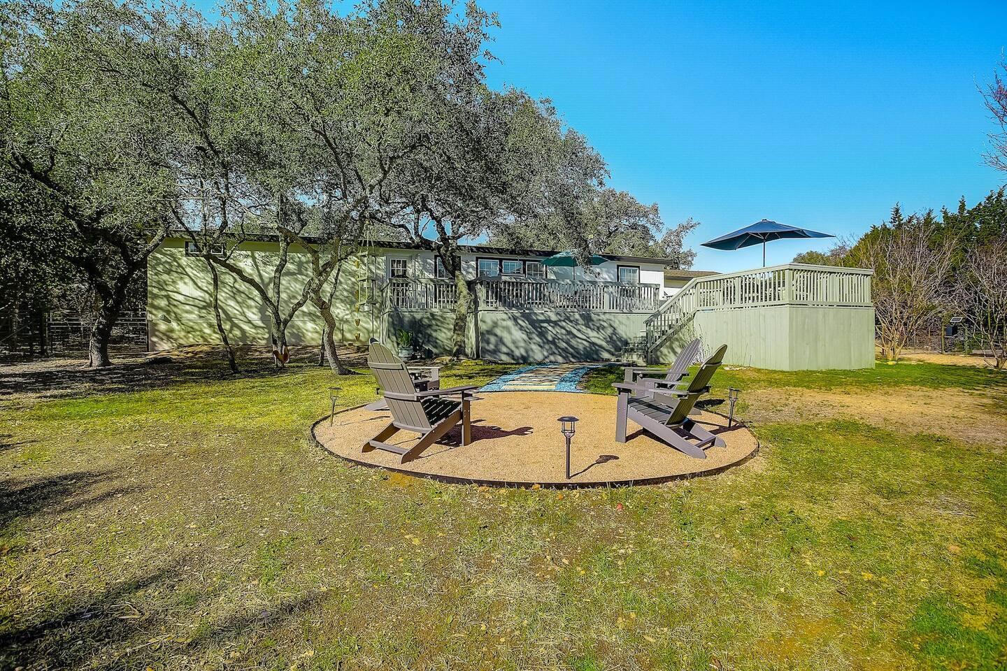 3001 Cox Rd, Blanco, TX 78606