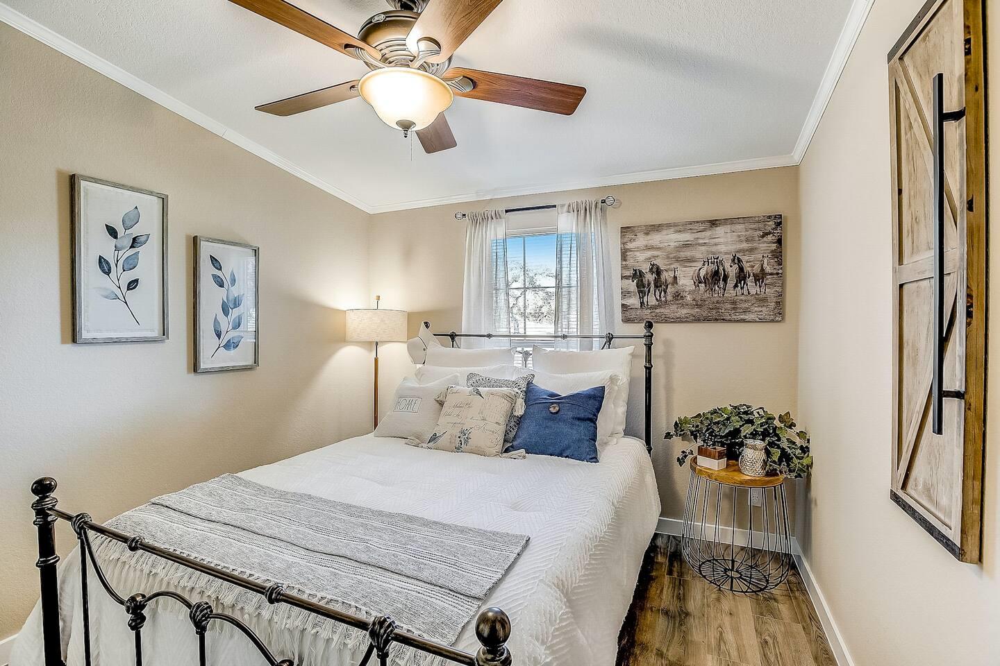 3001 Cox Rd, Blanco, TX 78606