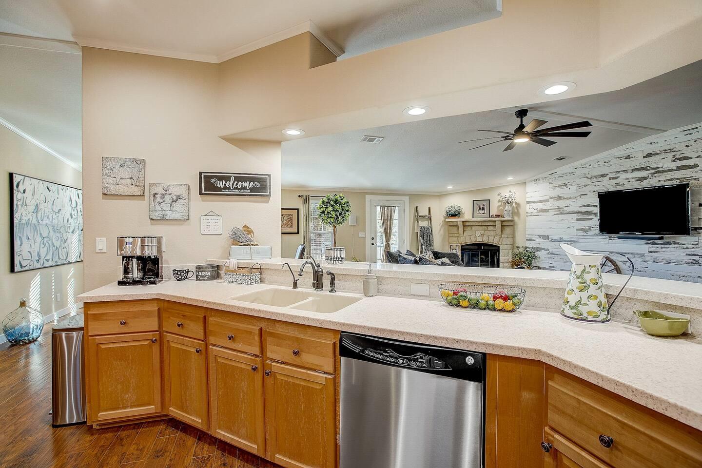 3001 Cox Rd, Blanco, TX 78606