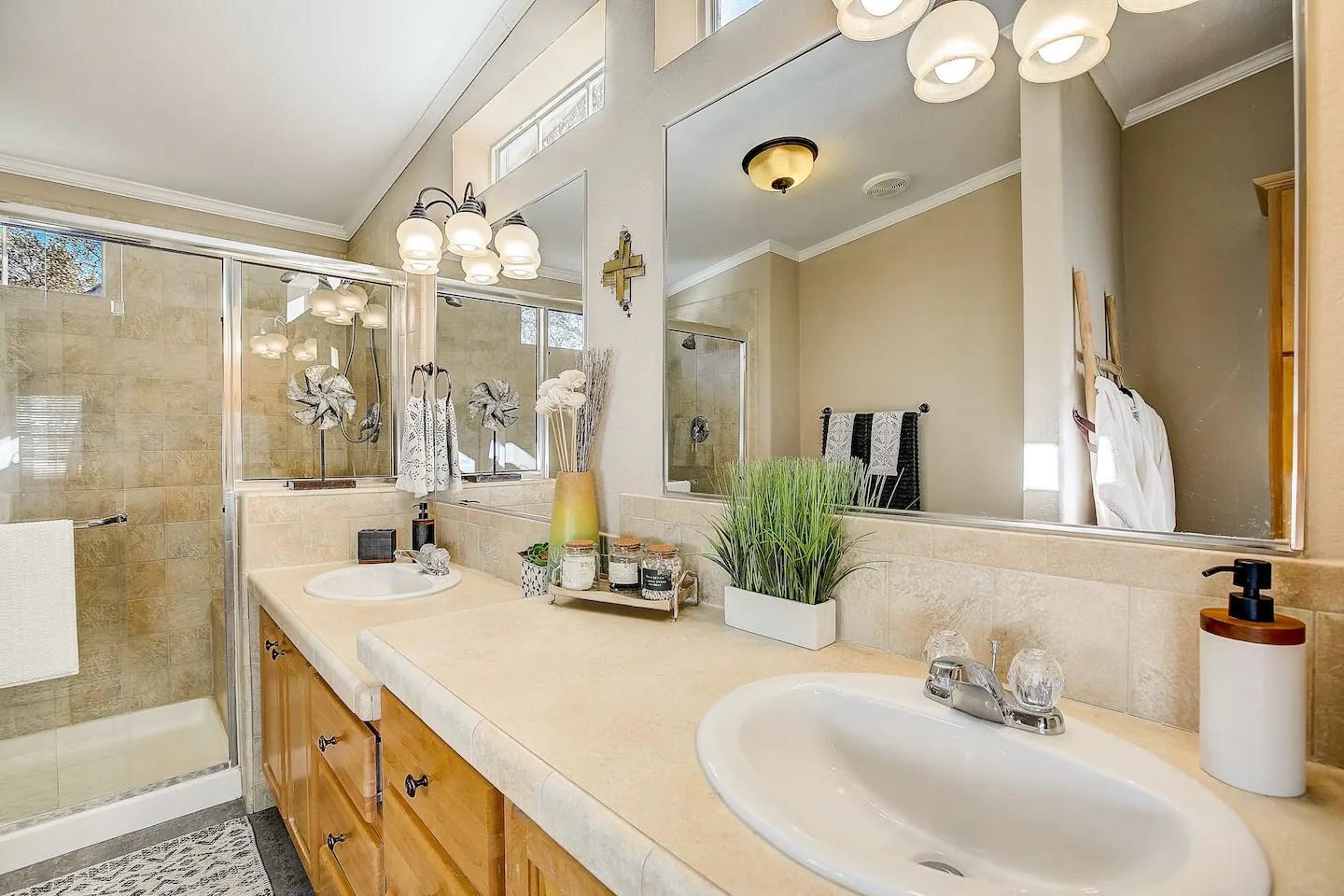 3001 Cox Rd, Blanco, TX 78606