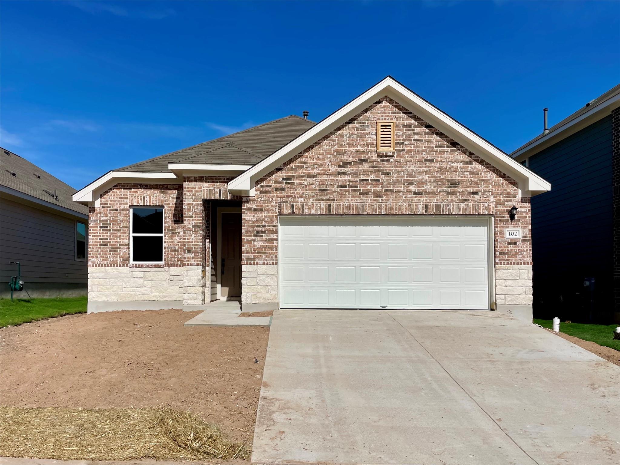 102 Brislecone Pass, Hutto, TX 78634