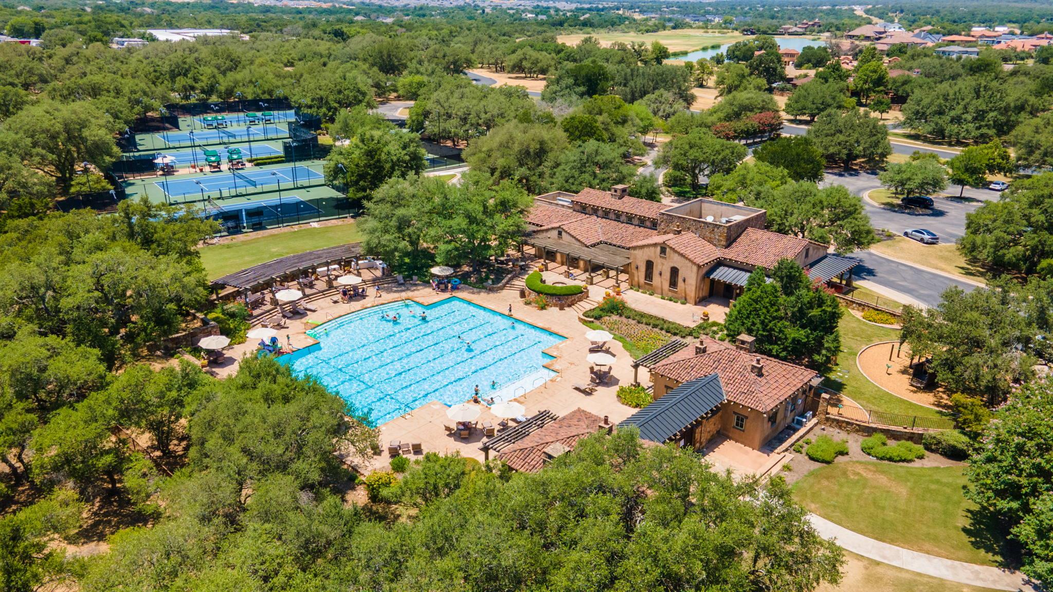 100 Sunny Bell Ct, Georgetown, TX 78628