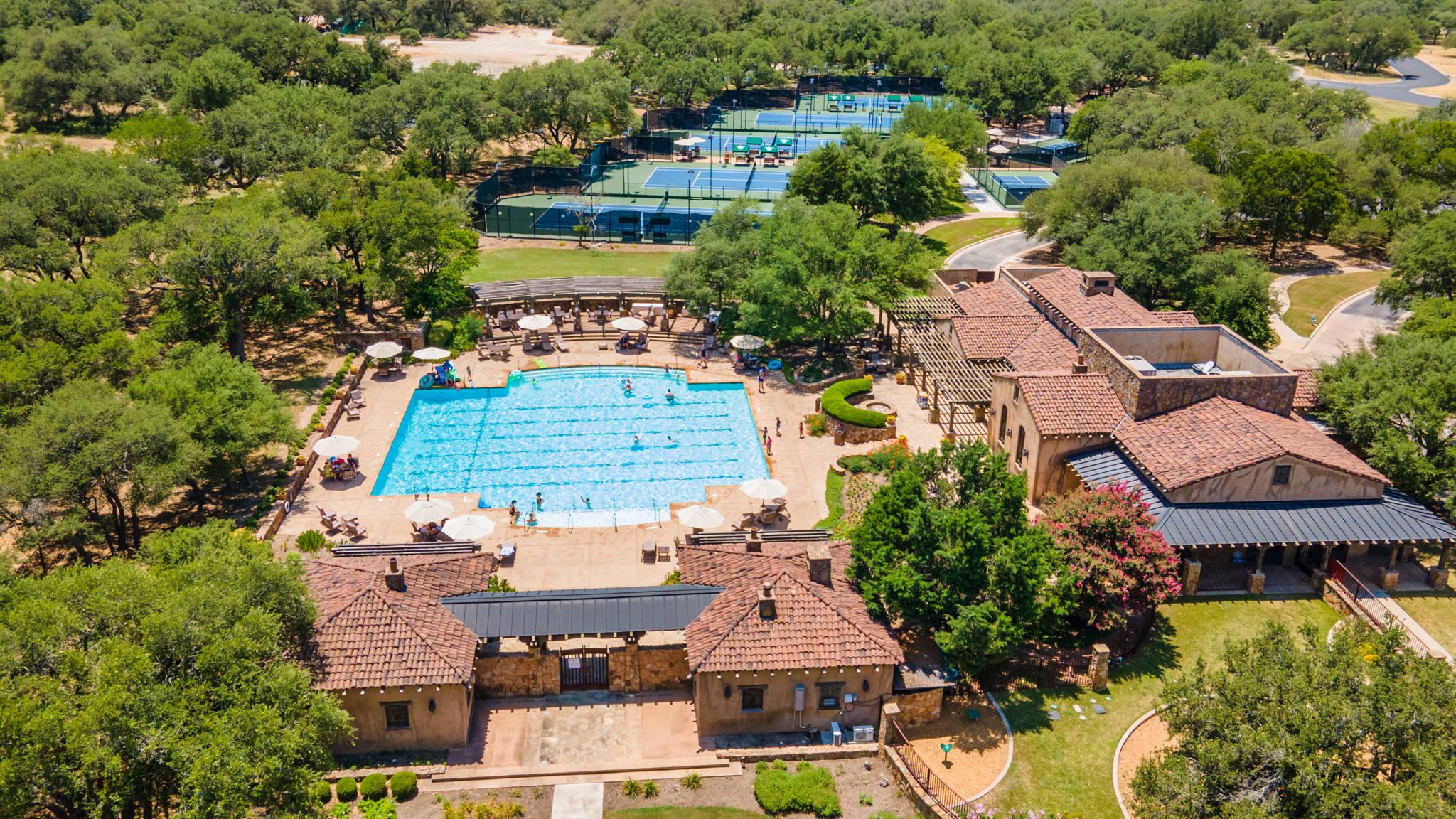 100 Sunny Bell Ct, Georgetown, TX 78628