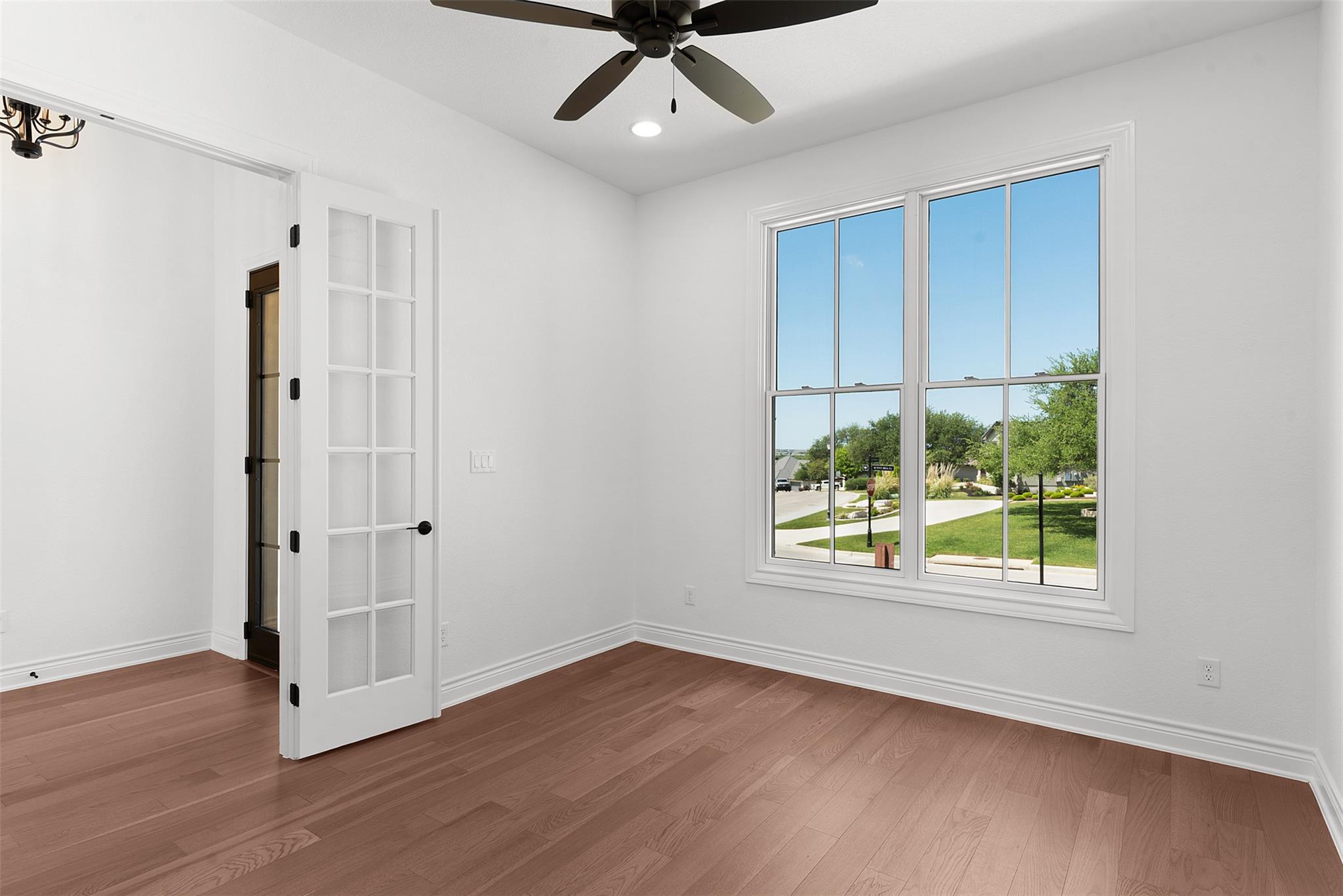 100 Sunny Bell Ct, Georgetown, TX 78628