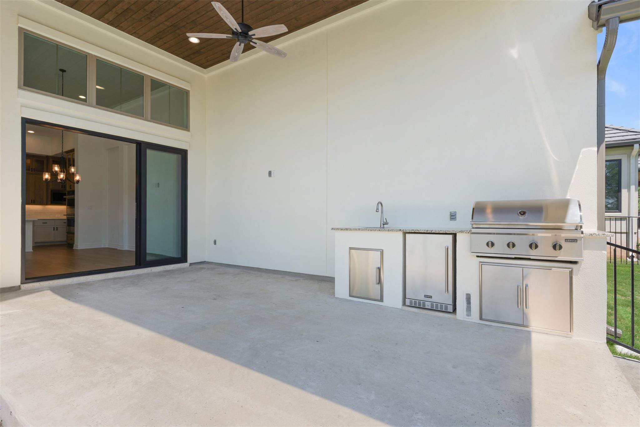 100 Sunny Bell Ct, Georgetown, TX 78628