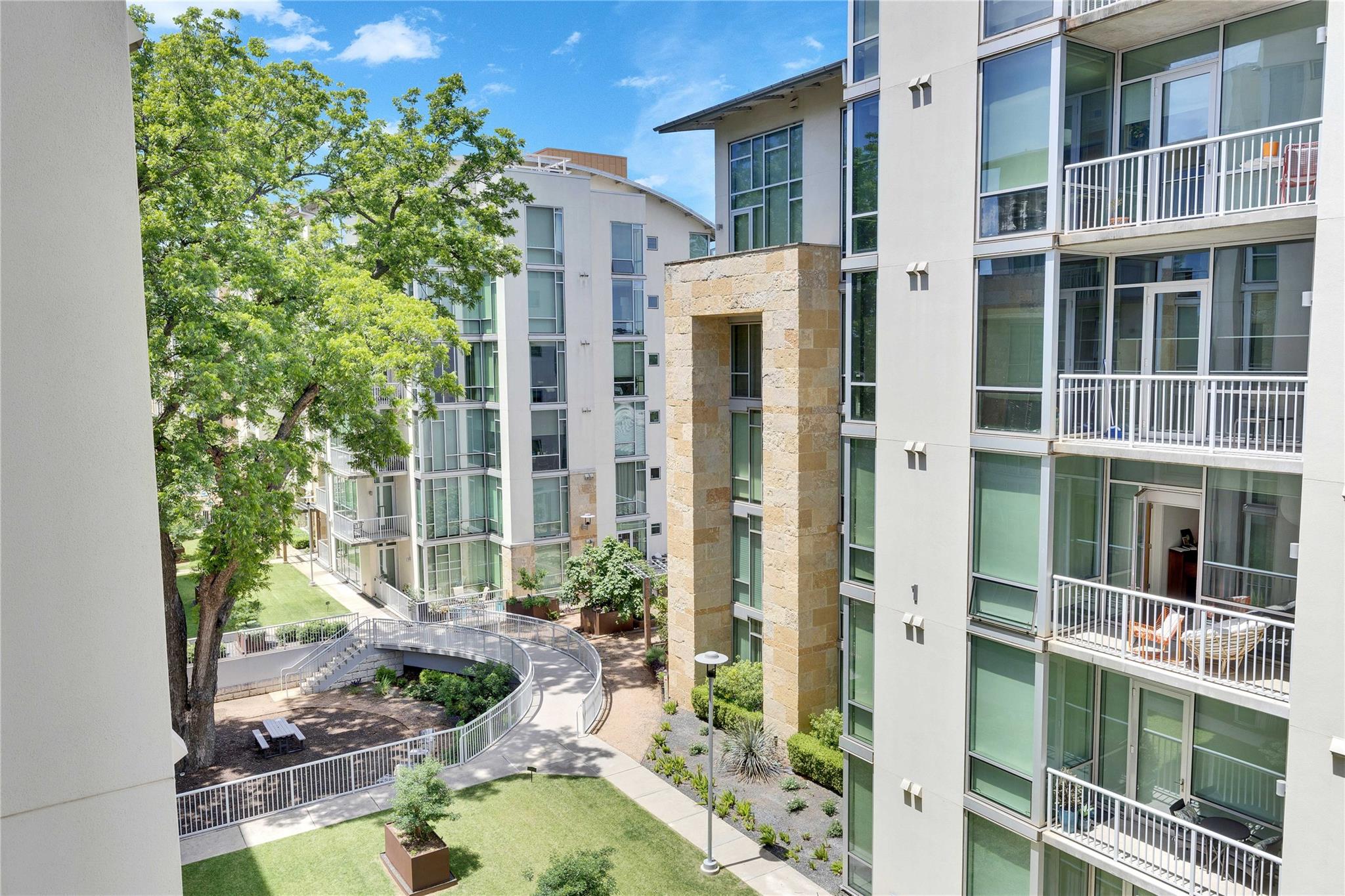 1600 Barton Springs Rd # 2403, Austin, TX 78704