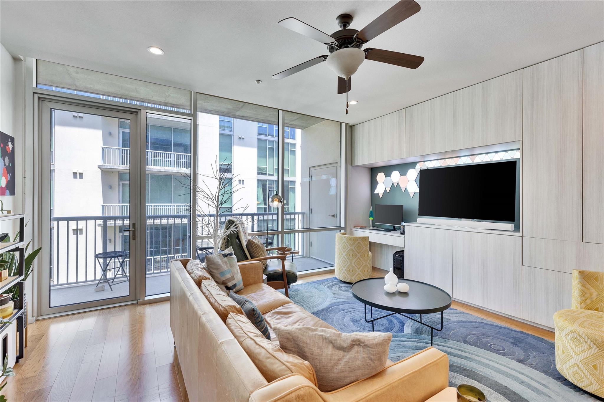 1600 Barton Springs Rd # 2403, Austin, TX 78704