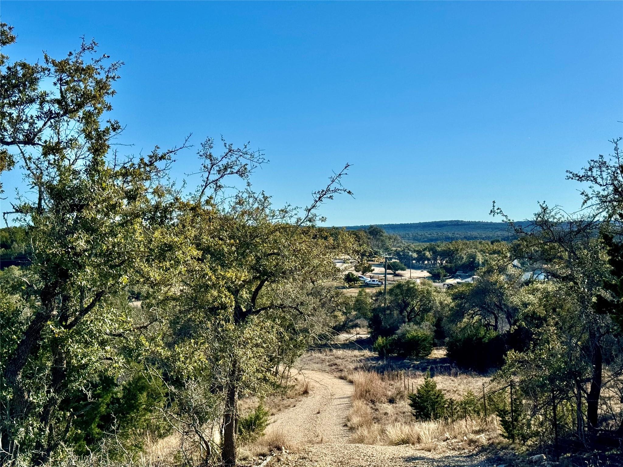 640 Sycamore Creek Dr, Dripping Springs, TX 78620