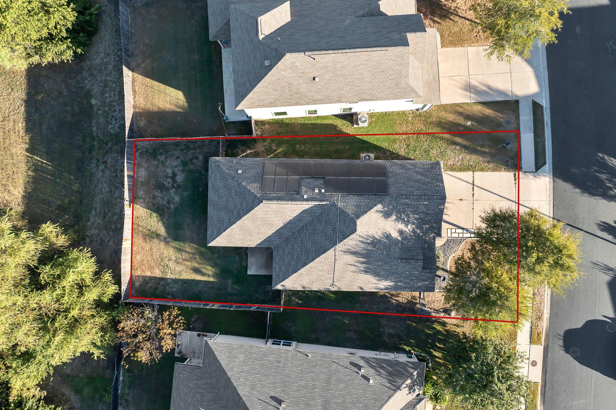 244 Chickadee Ln, Leander, TX 78641