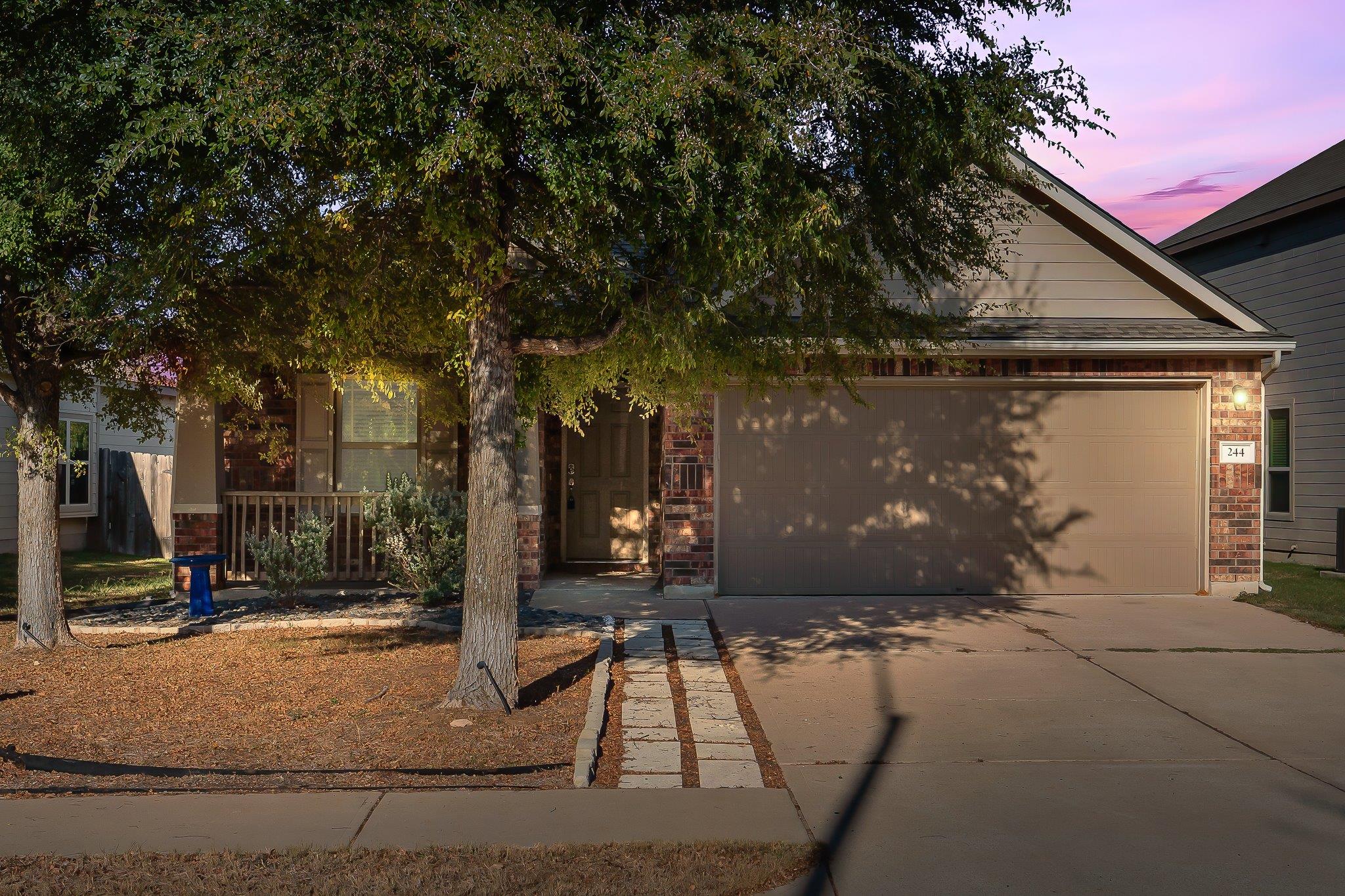 244 Chickadee Ln, Leander, TX 78641