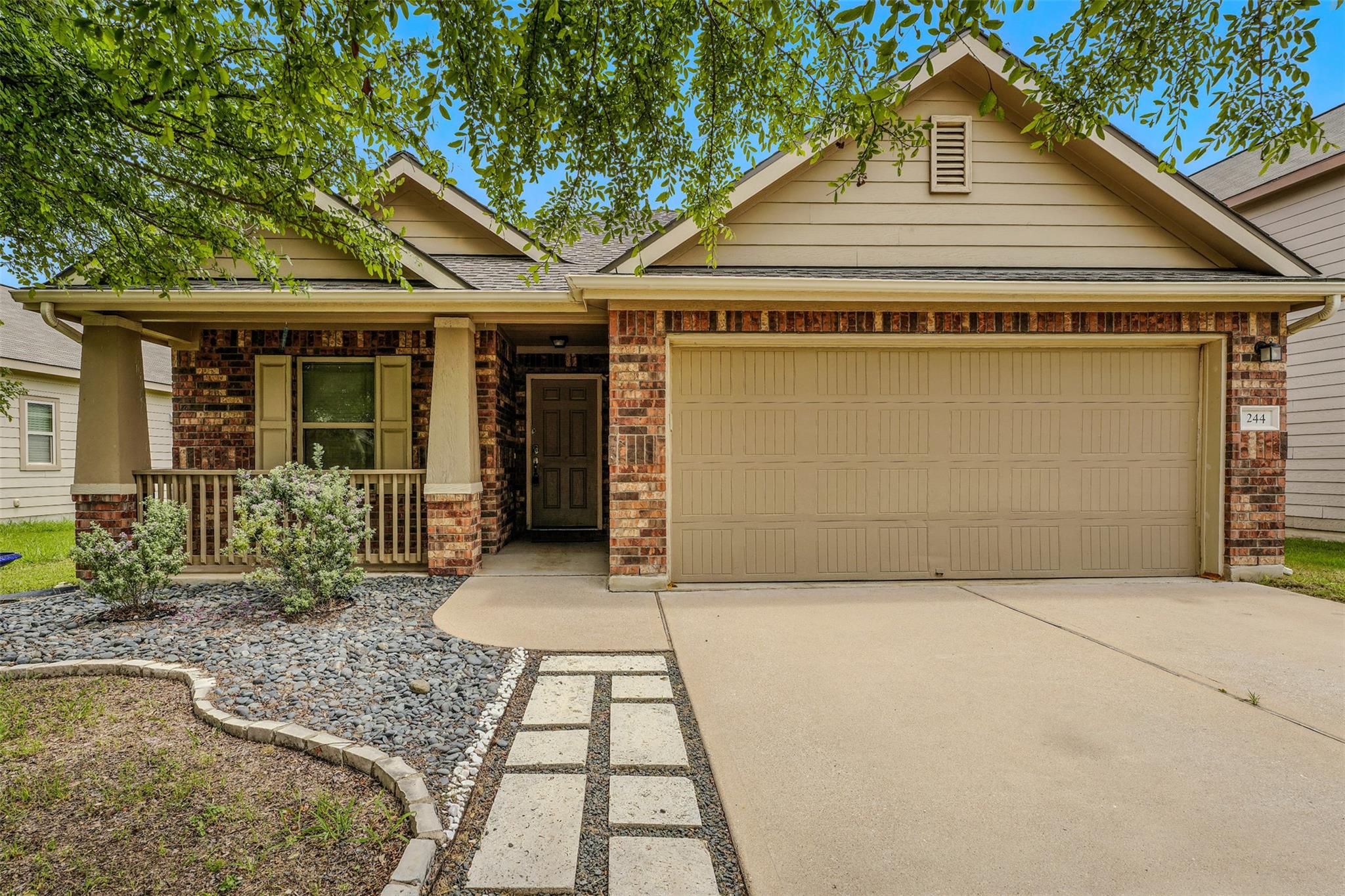 244 Chickadee Ln, Leander, TX 78641