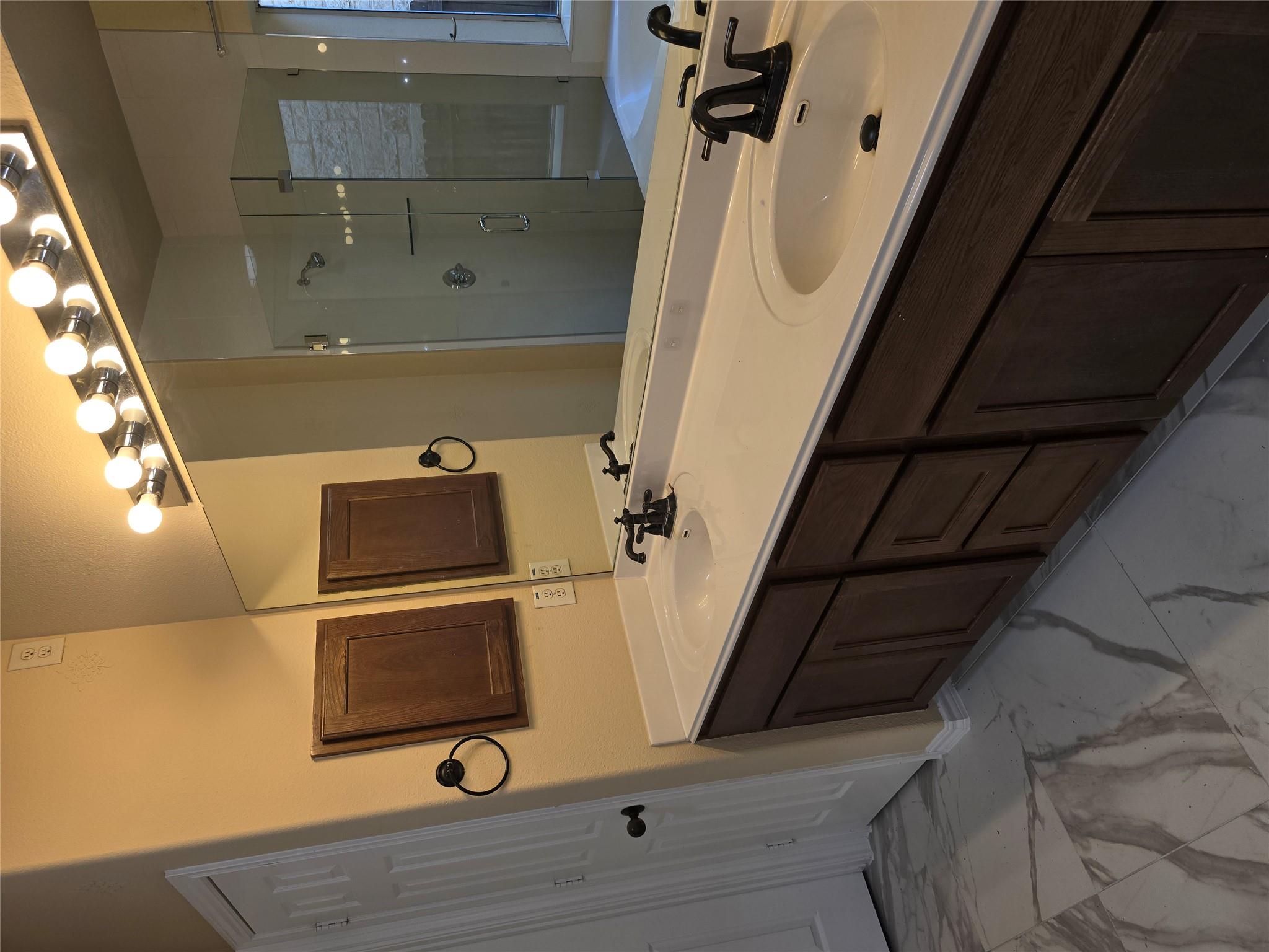 1108 Augusta Bend Dr, Hutto, TX 78634