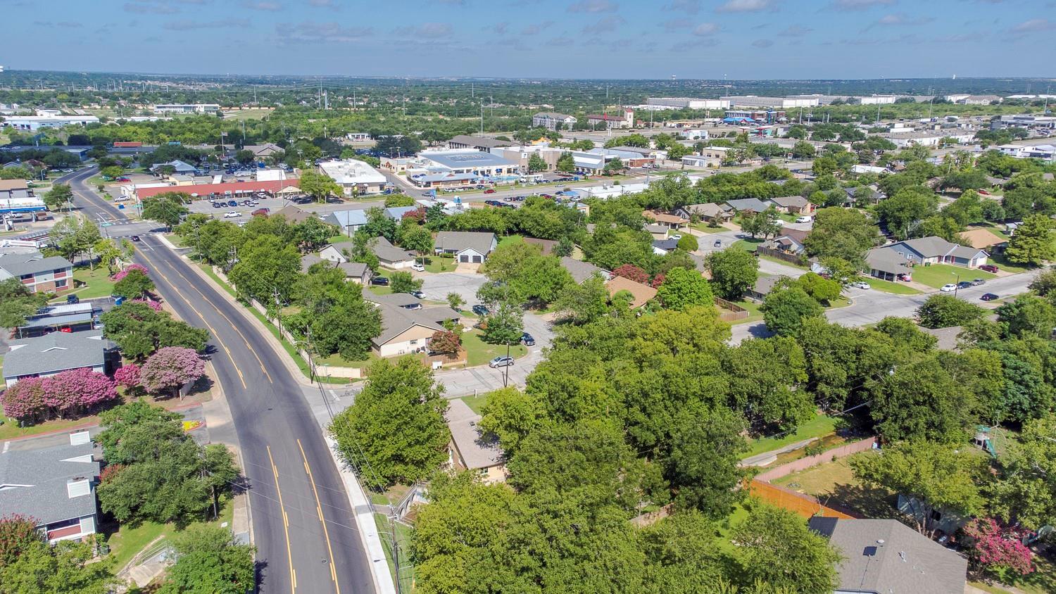 1800 Nicole Cir # A, Round Rock, TX 78664