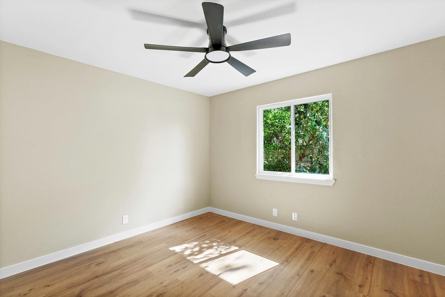 1800 Nicole Cir # A, Round Rock, TX 78664