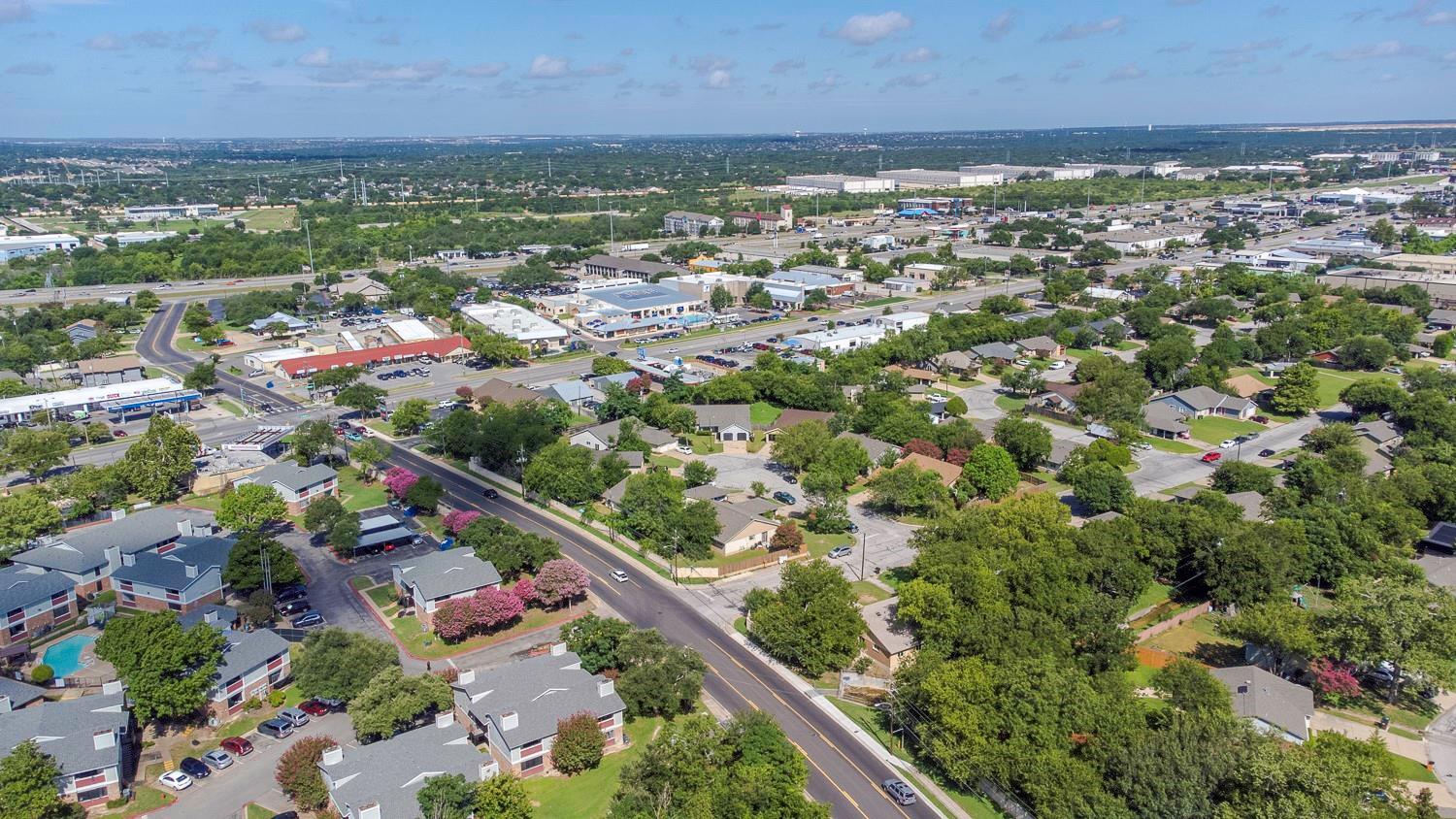 1800 Nicole Cir # A, Round Rock, TX 78664