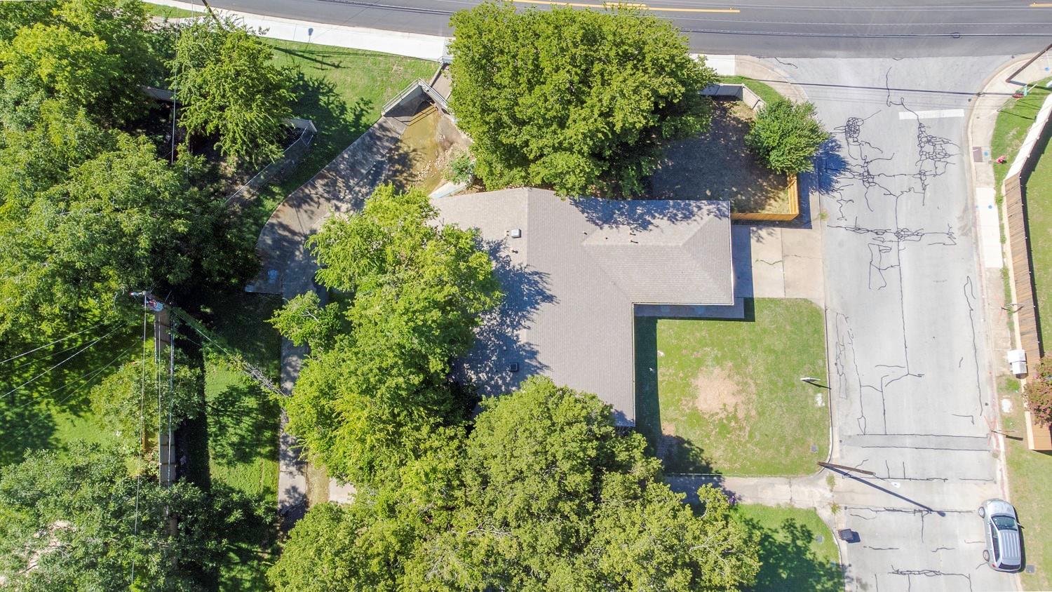 1800 Nicole Cir # A, Round Rock, TX 78664