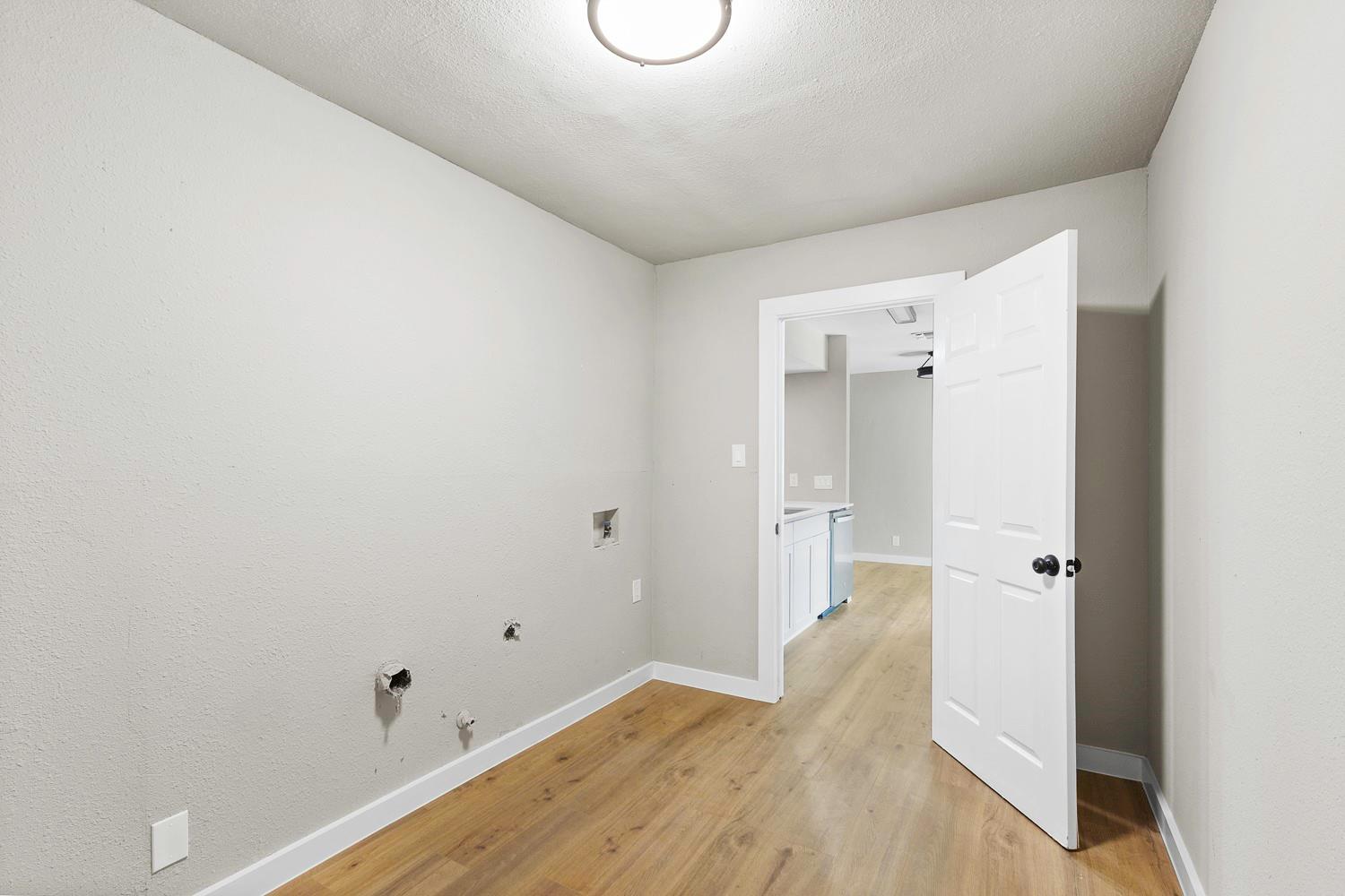 1800 Nicole Cir # A, Round Rock, TX 78664