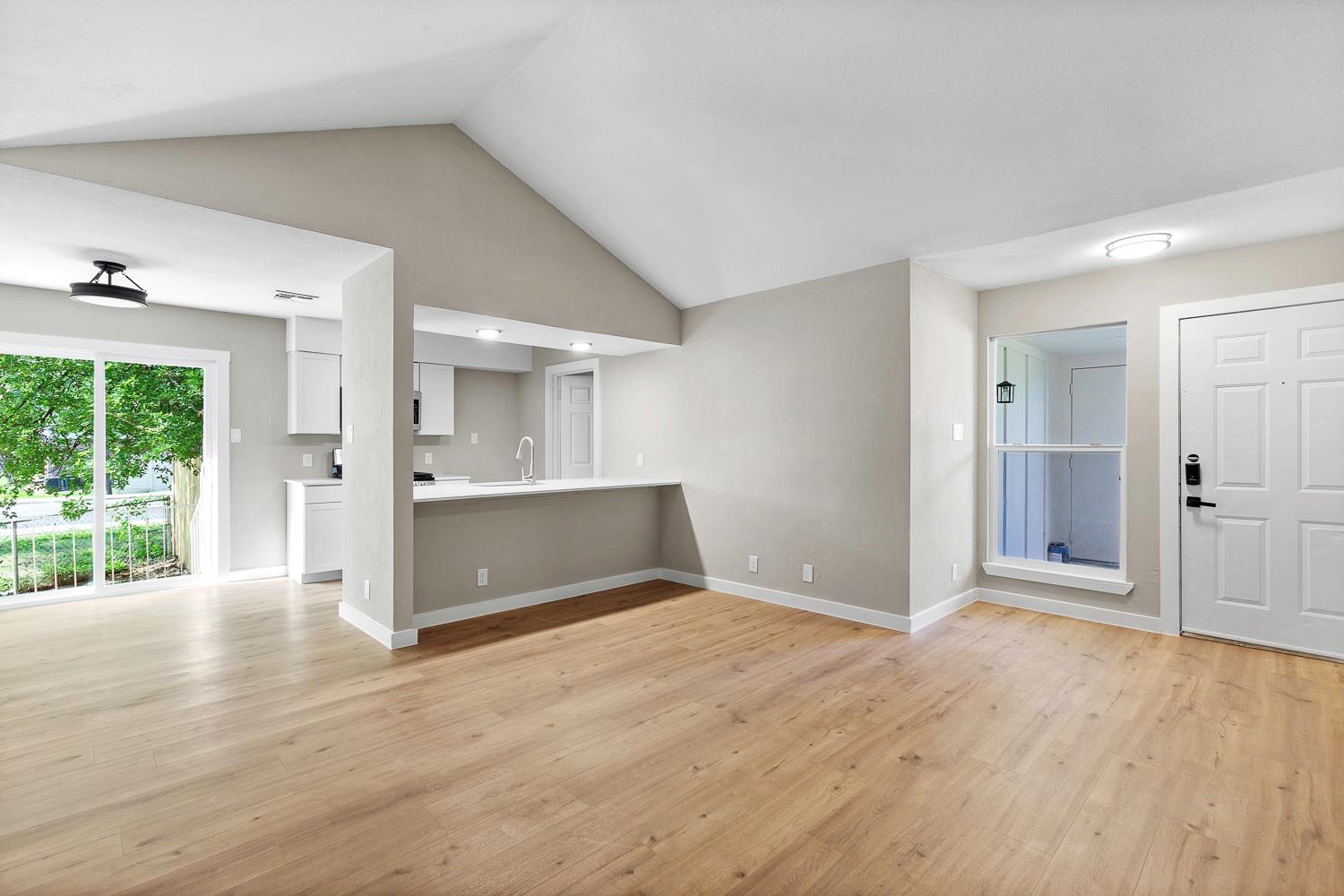 1800 Nicole Cir # A, Round Rock, TX 78664