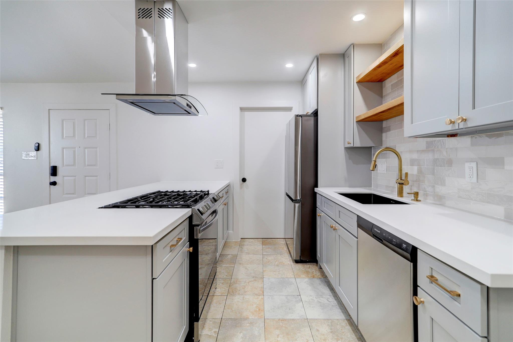 11421 PTARMIGAN Dr, Austin, TX 78758