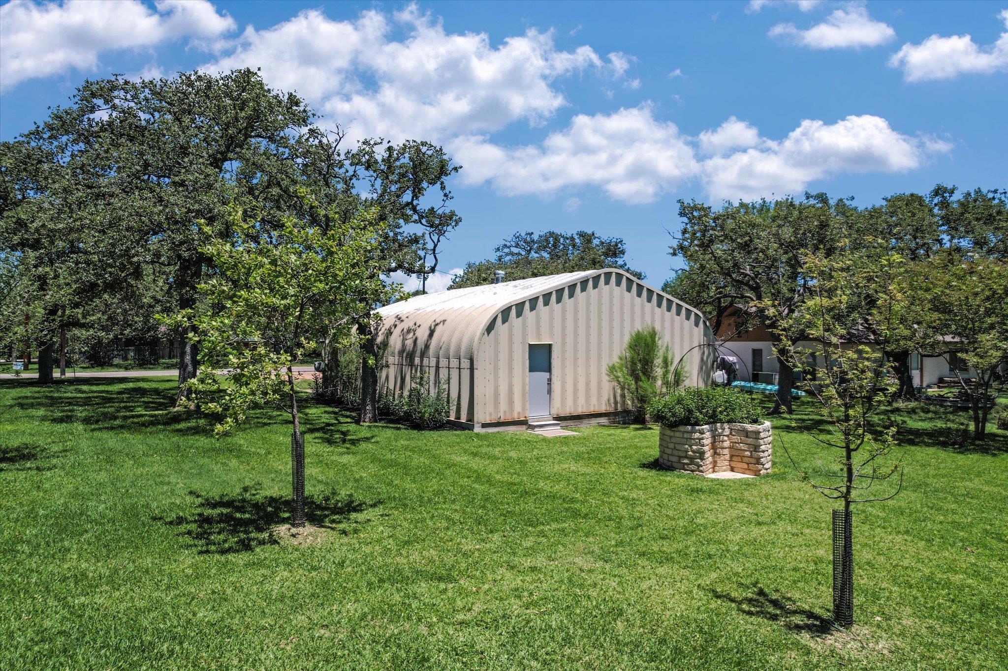 106 & 104 Agarita Dr, Burnet, TX 78611