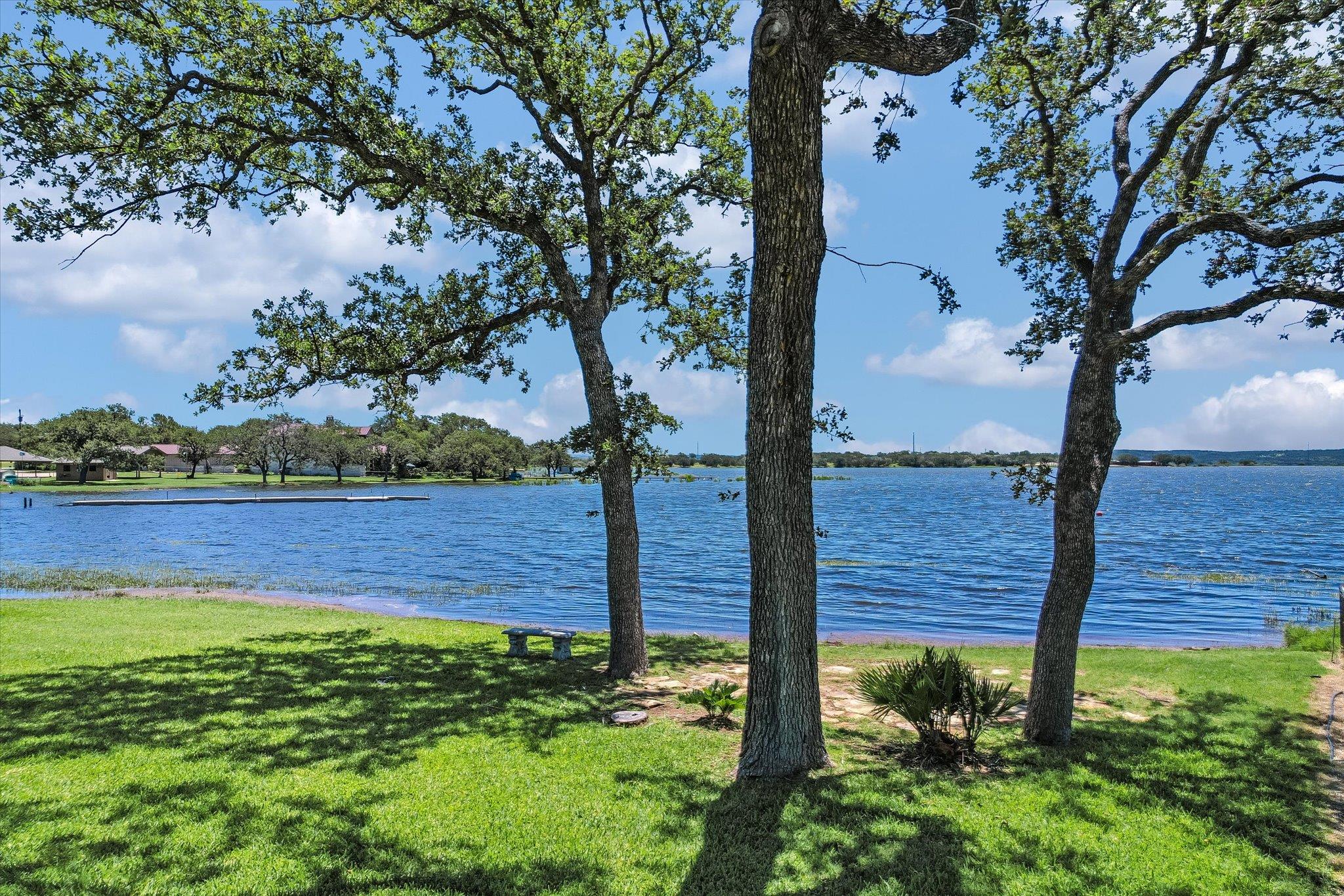 106 & 104 Agarita Dr, Burnet, TX 78611