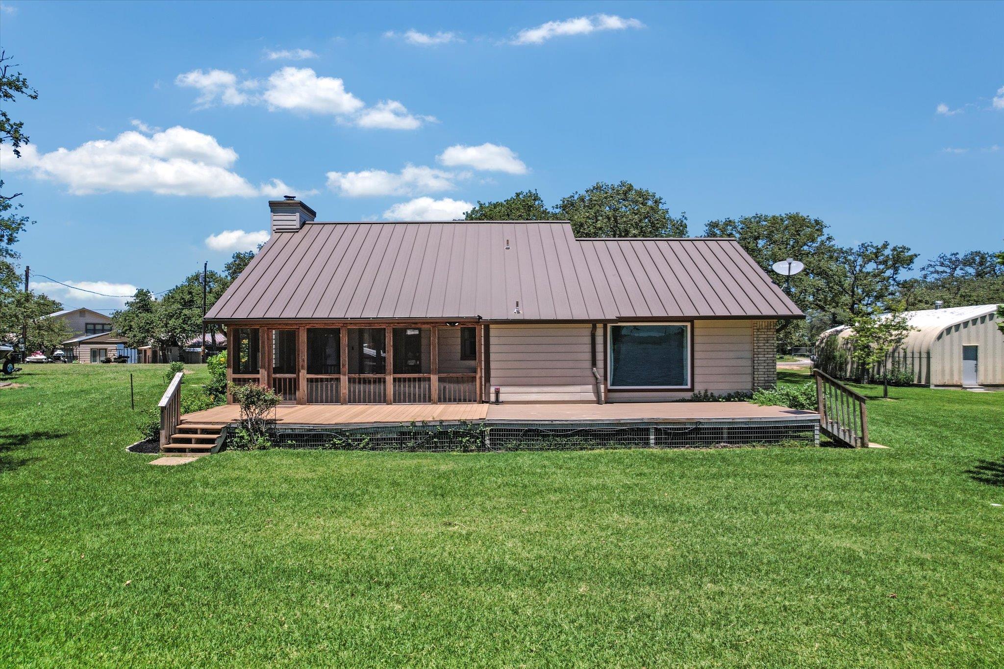 106 & 104 Agarita Dr, Burnet, TX 78611