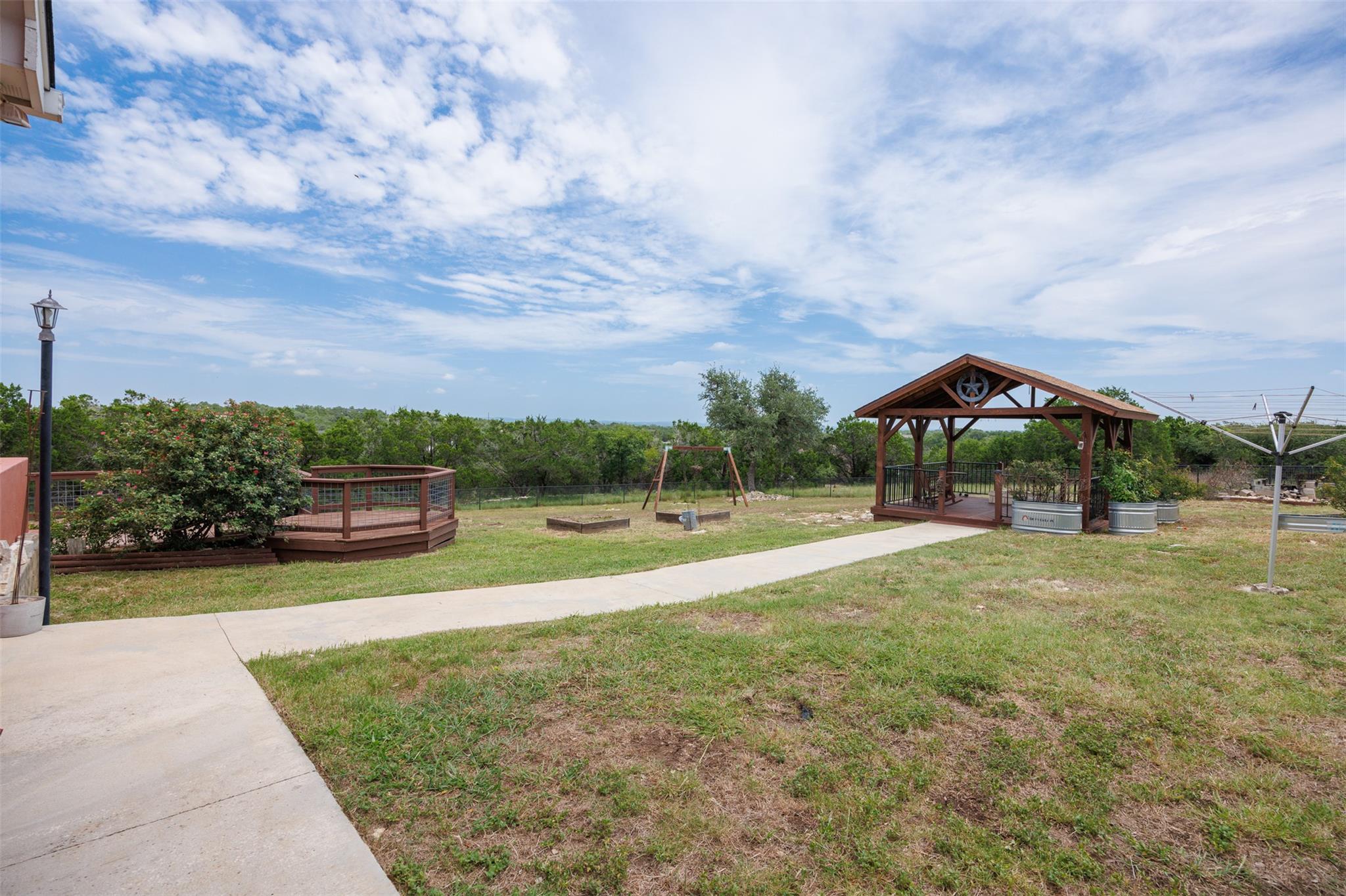 845 Rutherford, Fischer, TX 78623