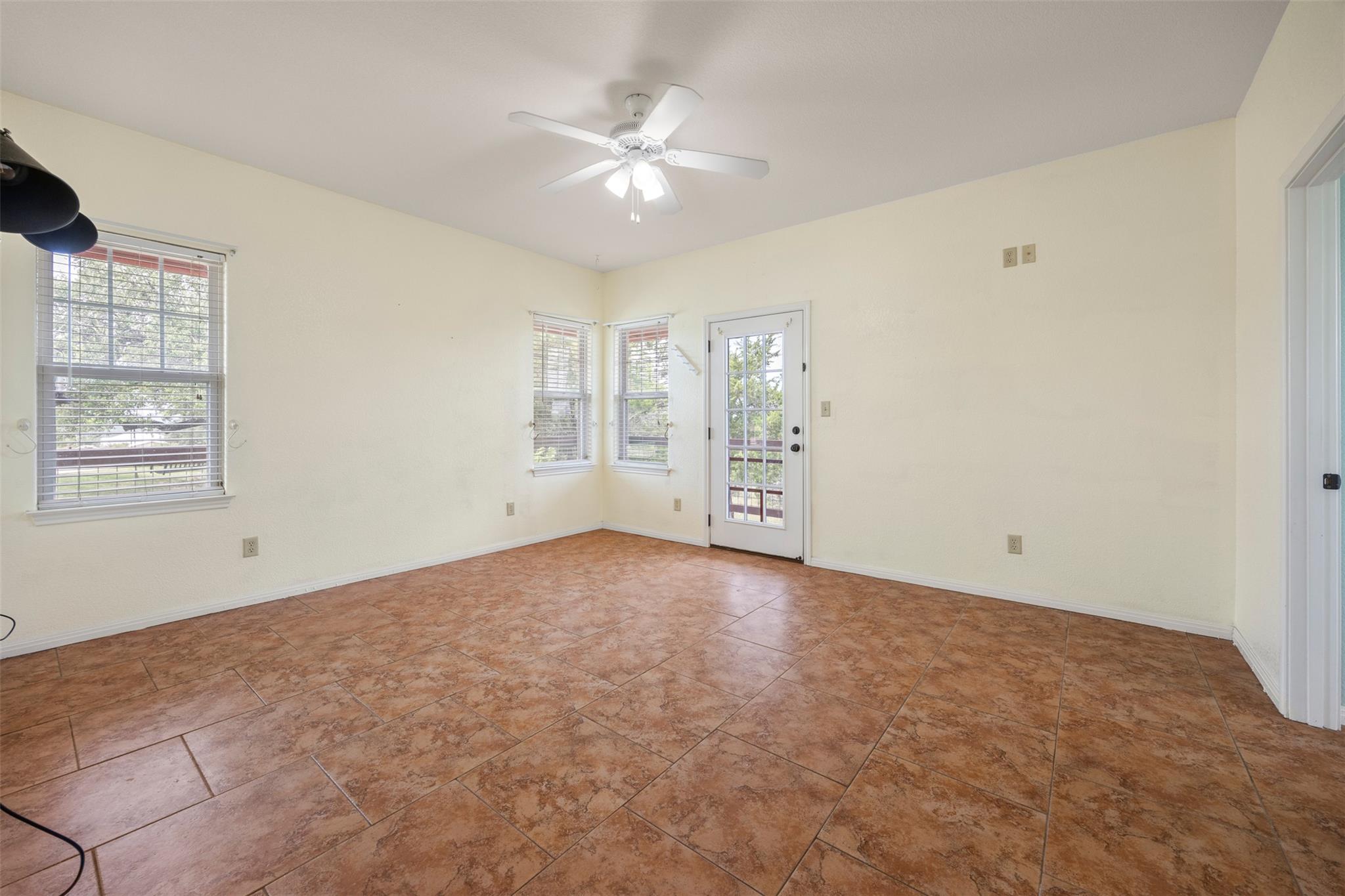 845 Rutherford, Fischer, TX 78623