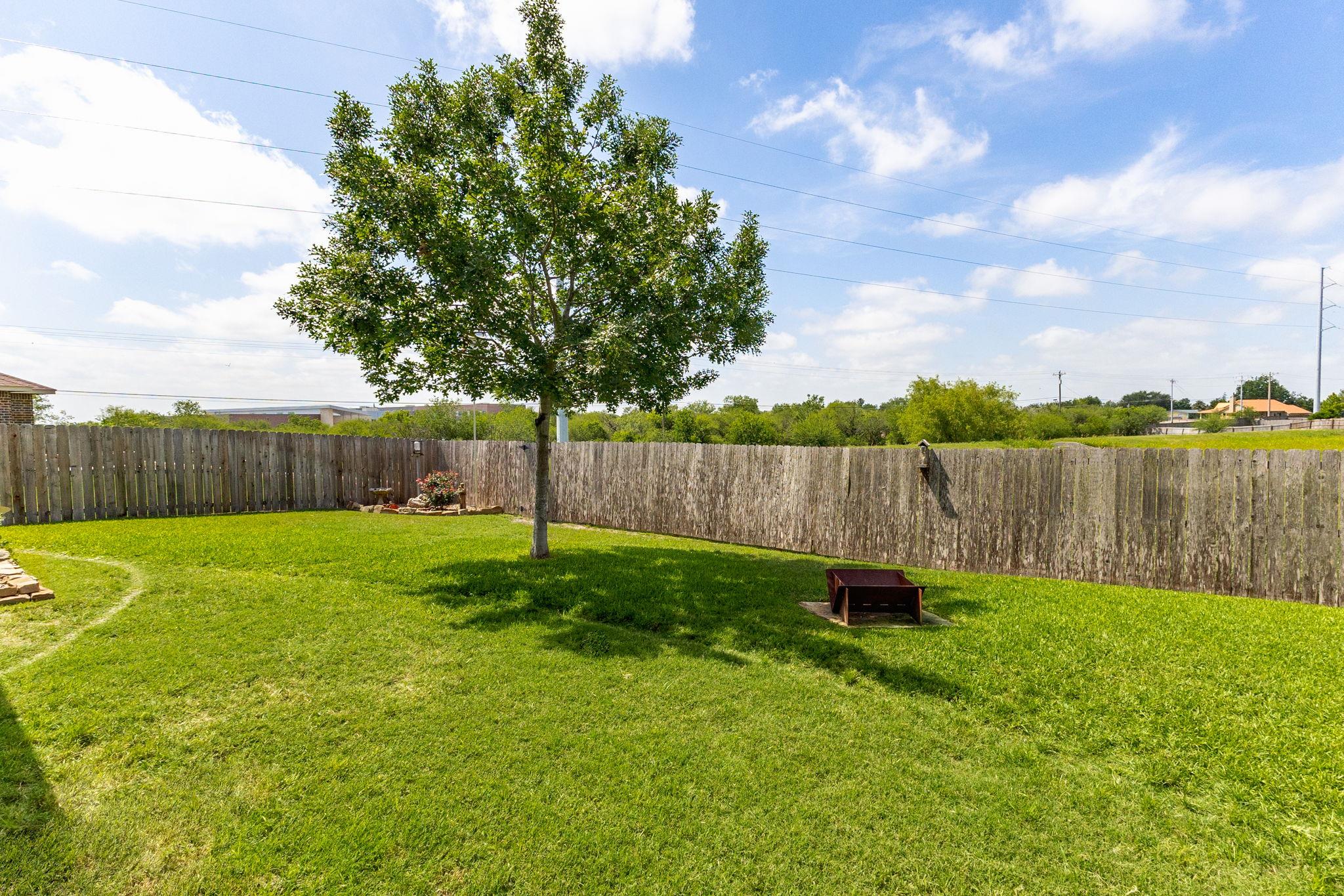 2298 Sungate Dr, New Braunfels, TX 78130