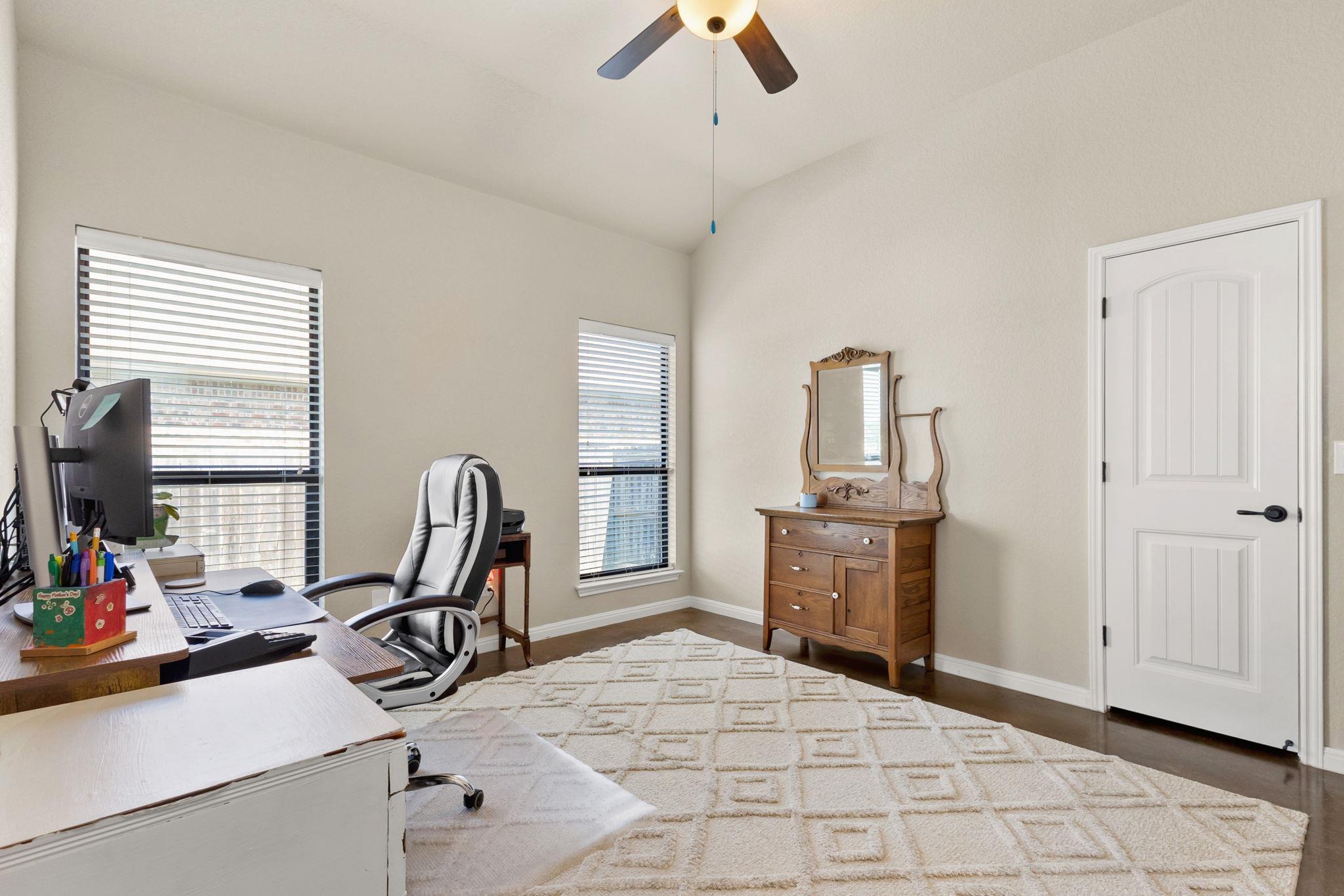 2298 Sungate Dr, New Braunfels, TX 78130