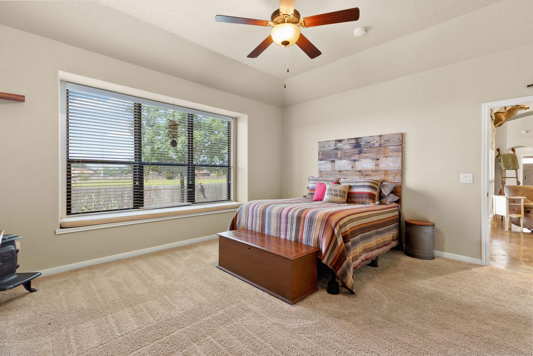 2298 Sungate Dr, New Braunfels, TX 78130