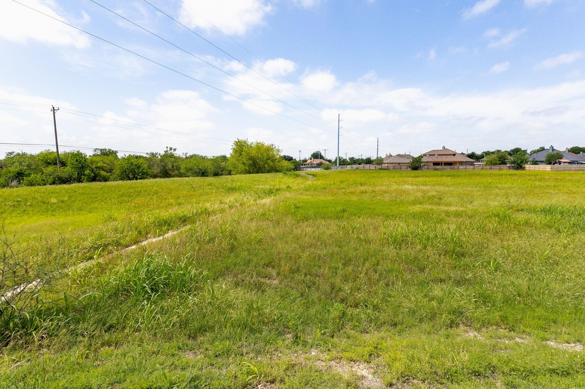 2298 Sungate Dr, New Braunfels, TX 78130