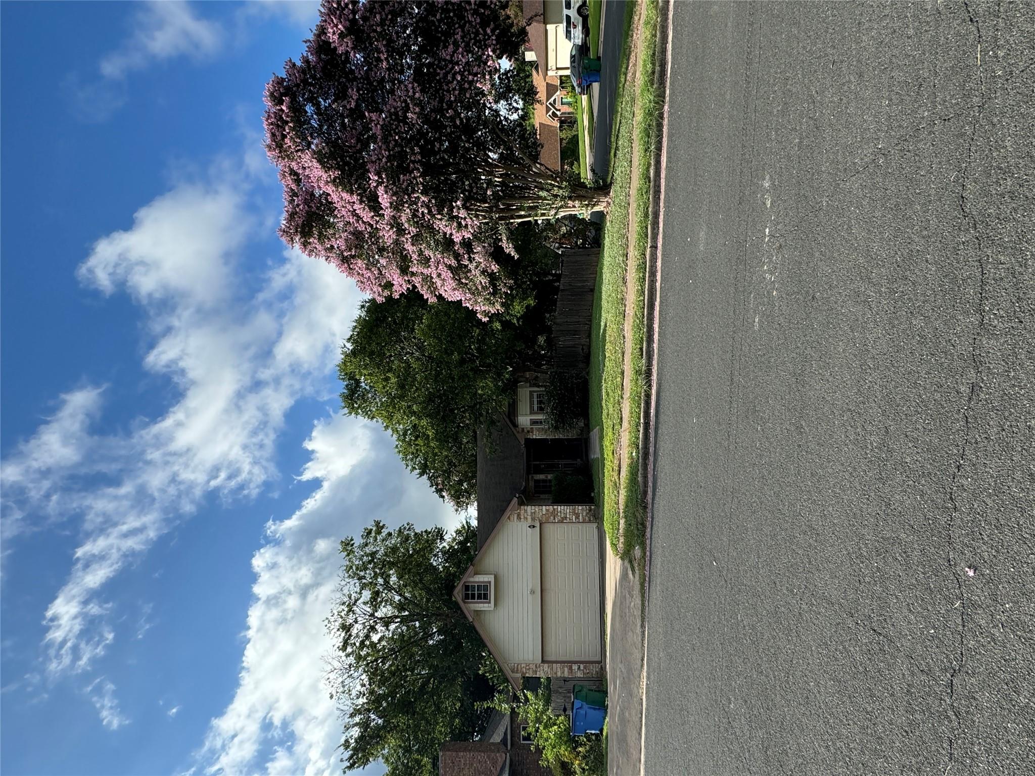 2111 Castle View Dr, Austin, TX 78728