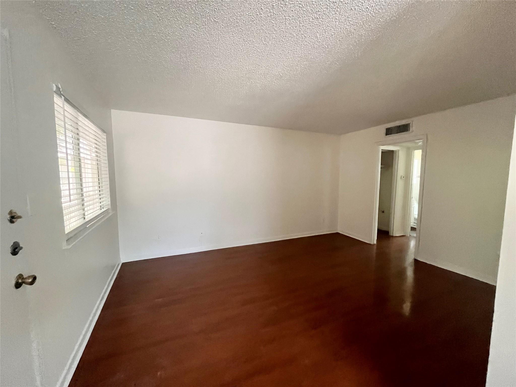 3106 Duval St # 202, Austin, TX 78705