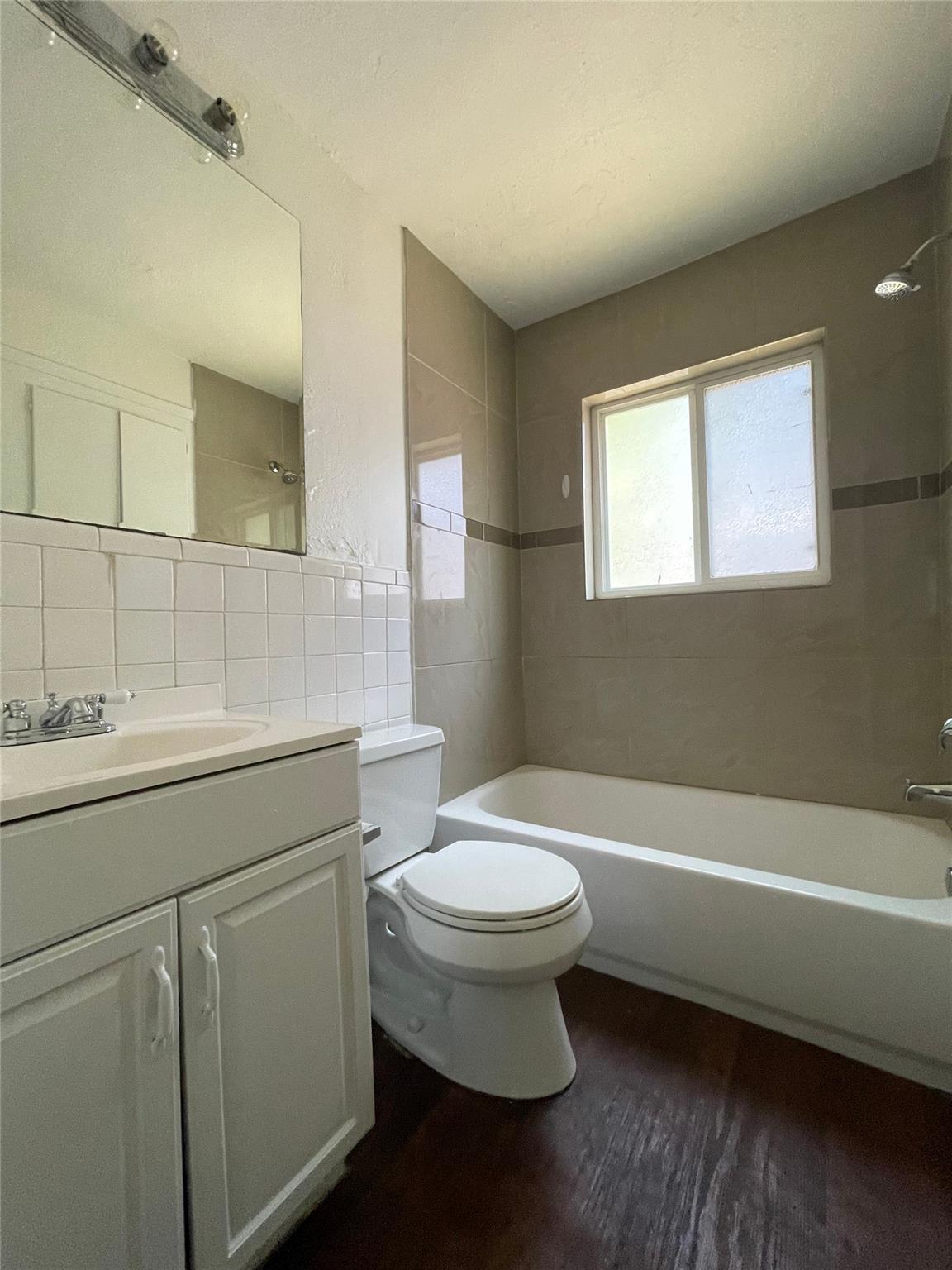 3106 Duval St # 202, Austin, TX 78705