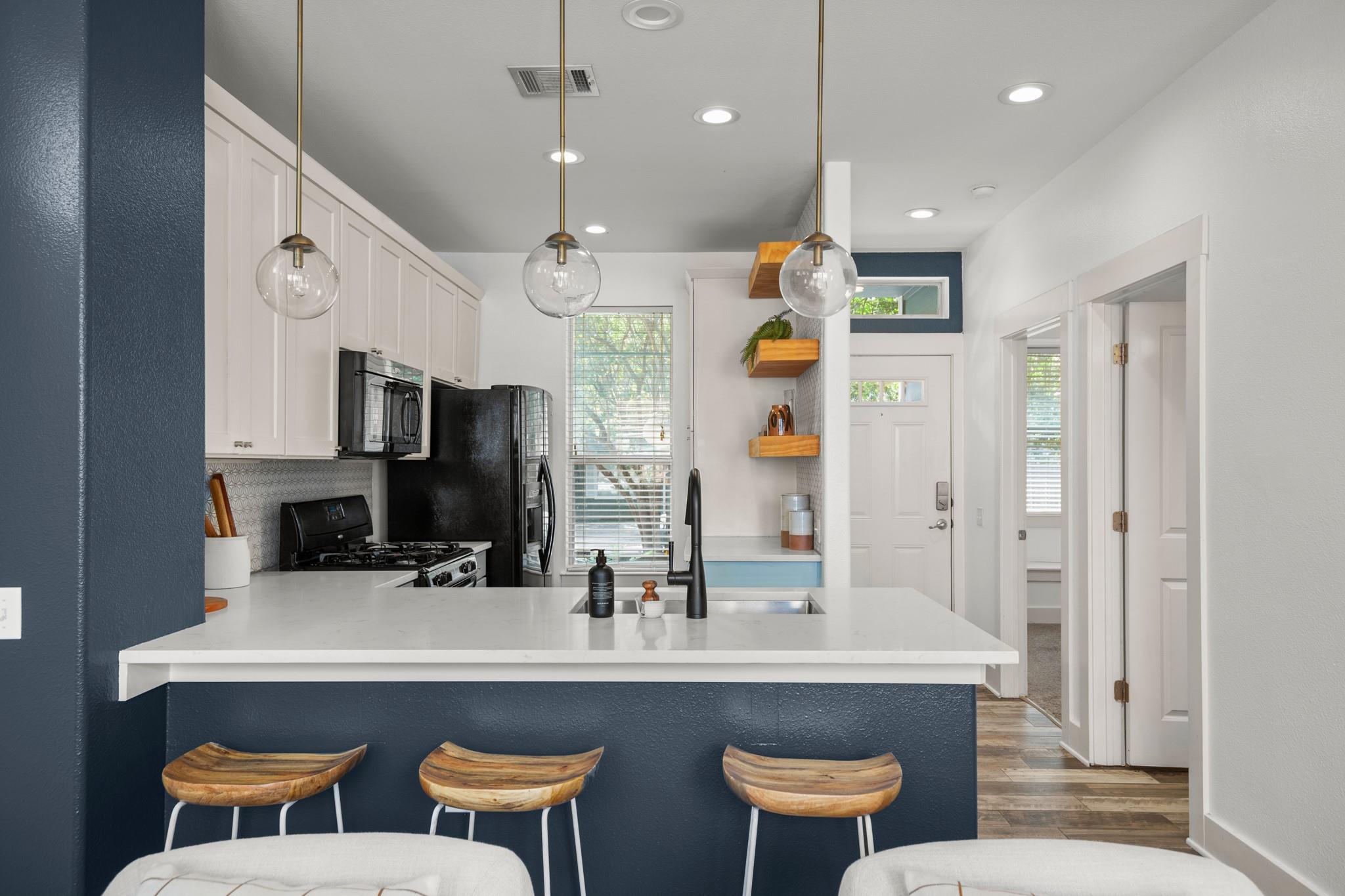 1601 Miriam Ave # 101, Austin, TX 78702