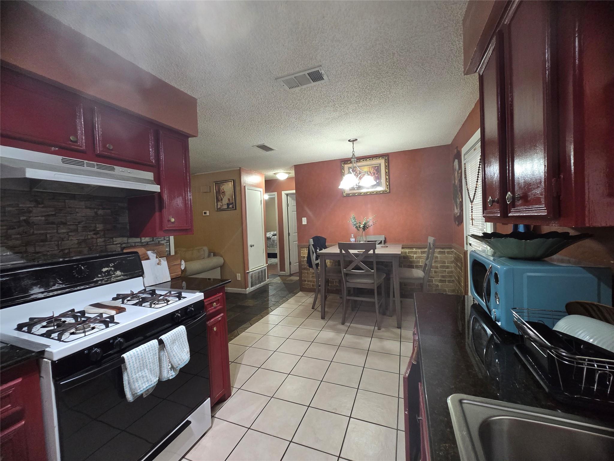 8507 Georgian Dr, Austin, TX 78753