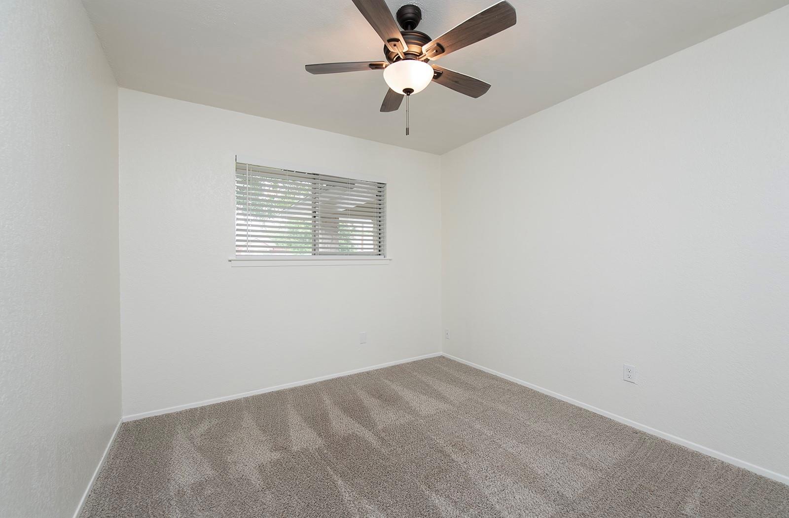 910 Garden View Dr, Georgetown, TX 78628