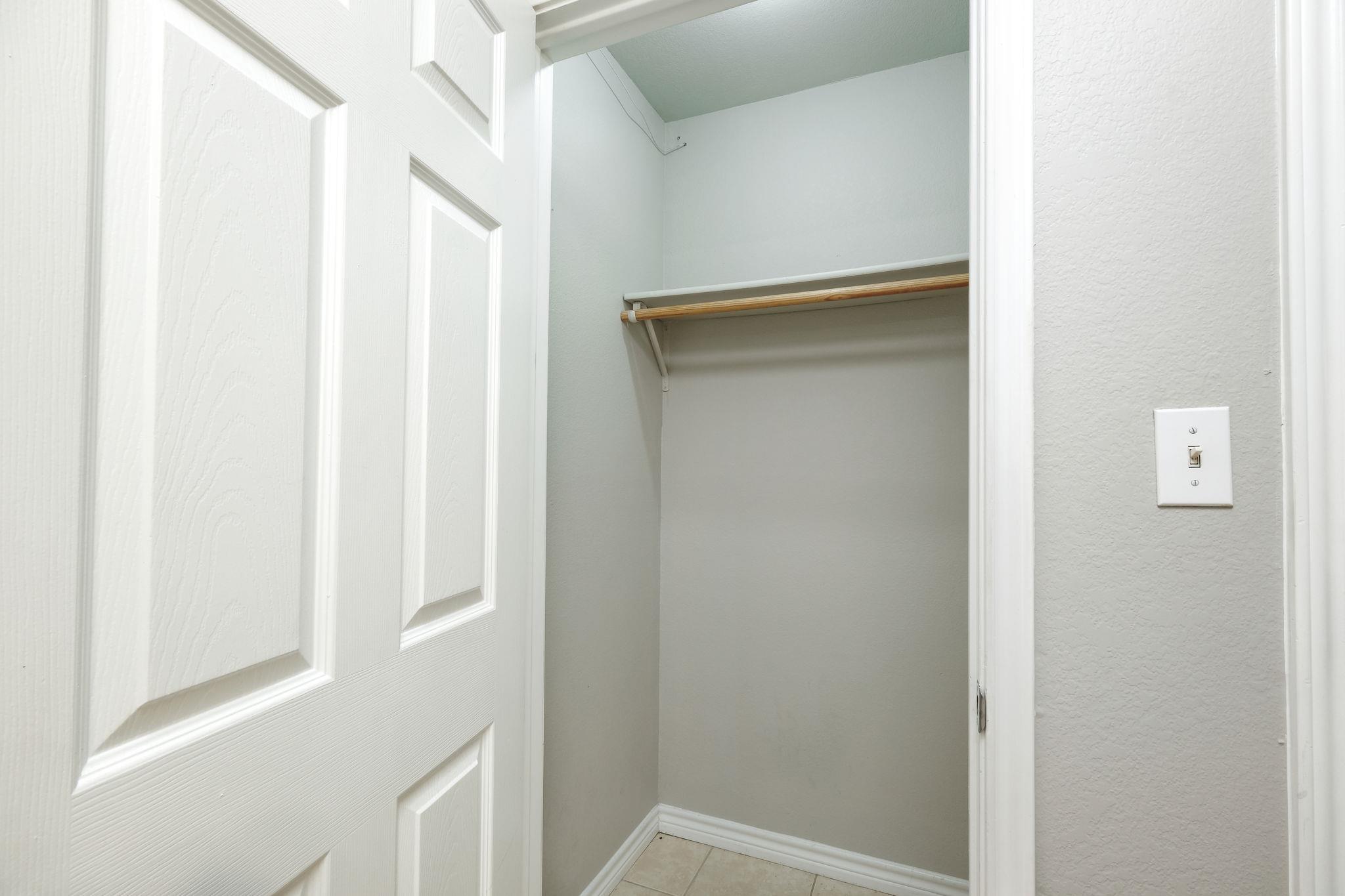 107 Castleberry Ct # B, Bertram, TX 78605